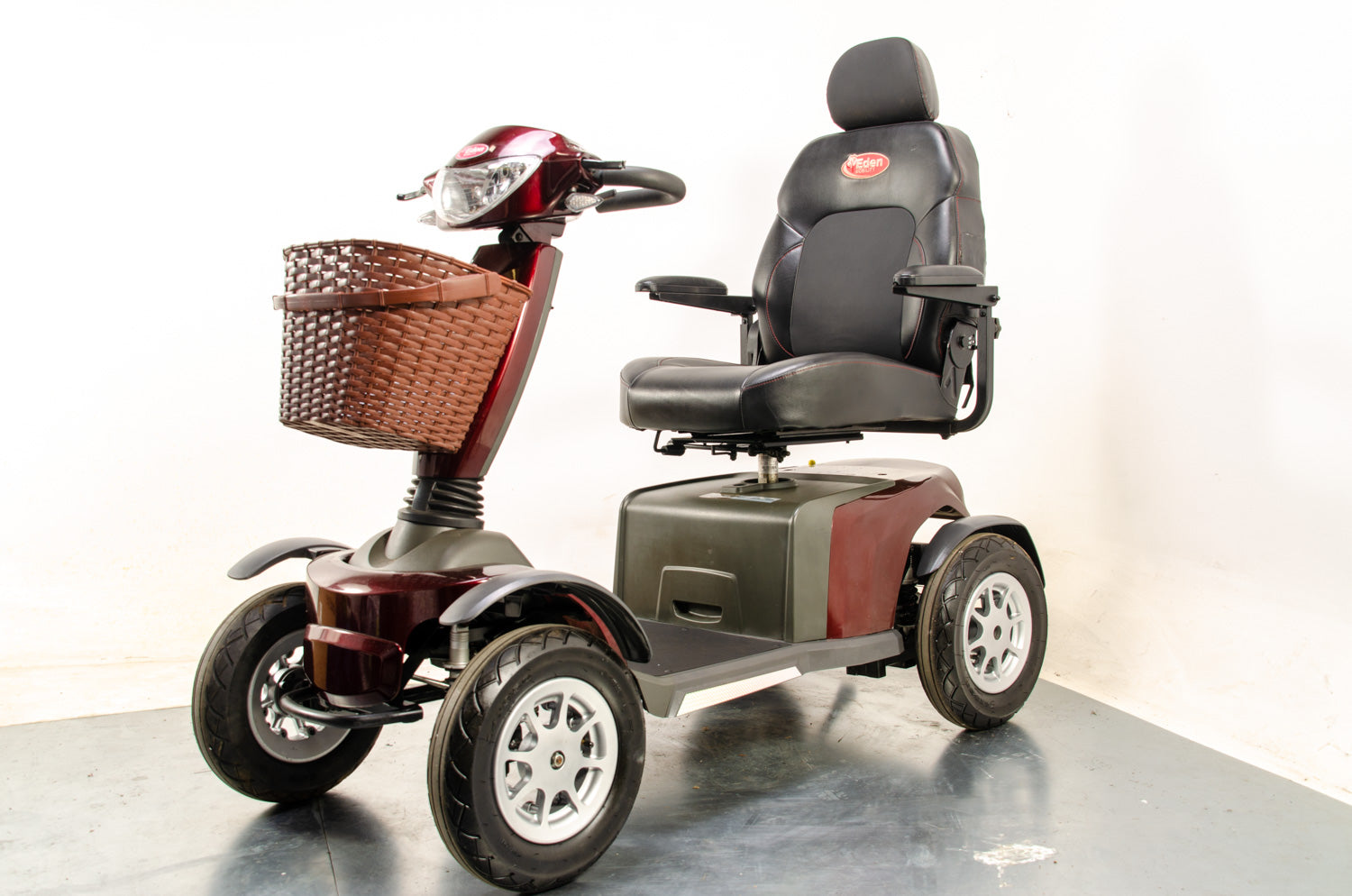 Eden Roadmaster Galaxy II All-Terrain Off-Road Used Mobility Scooter 8mph Luxury Electric Large  13641 (Copy)