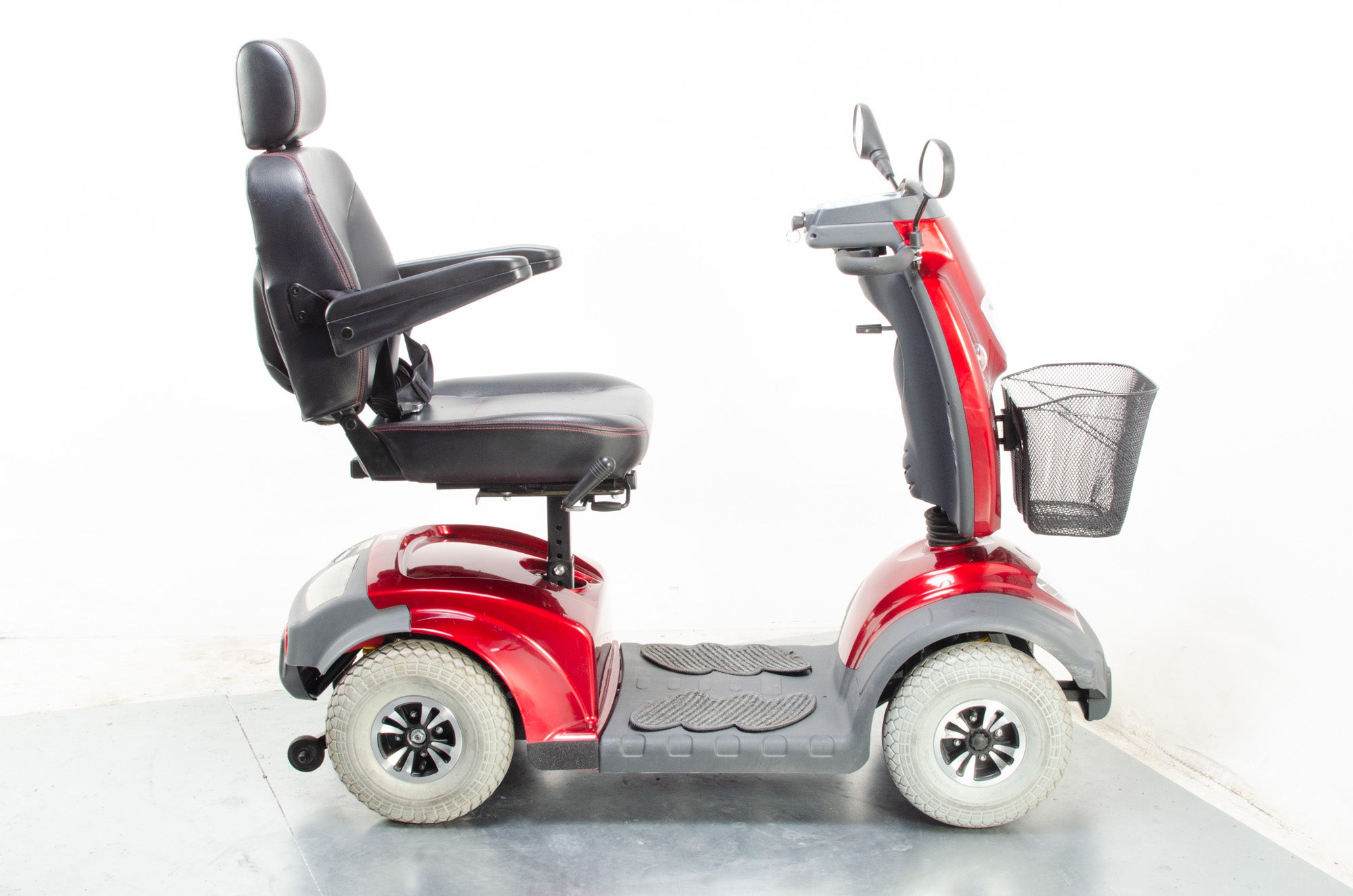 2015 TGA Mystere Electric Mobility Scooter 8mph Mid Size Comfort Red