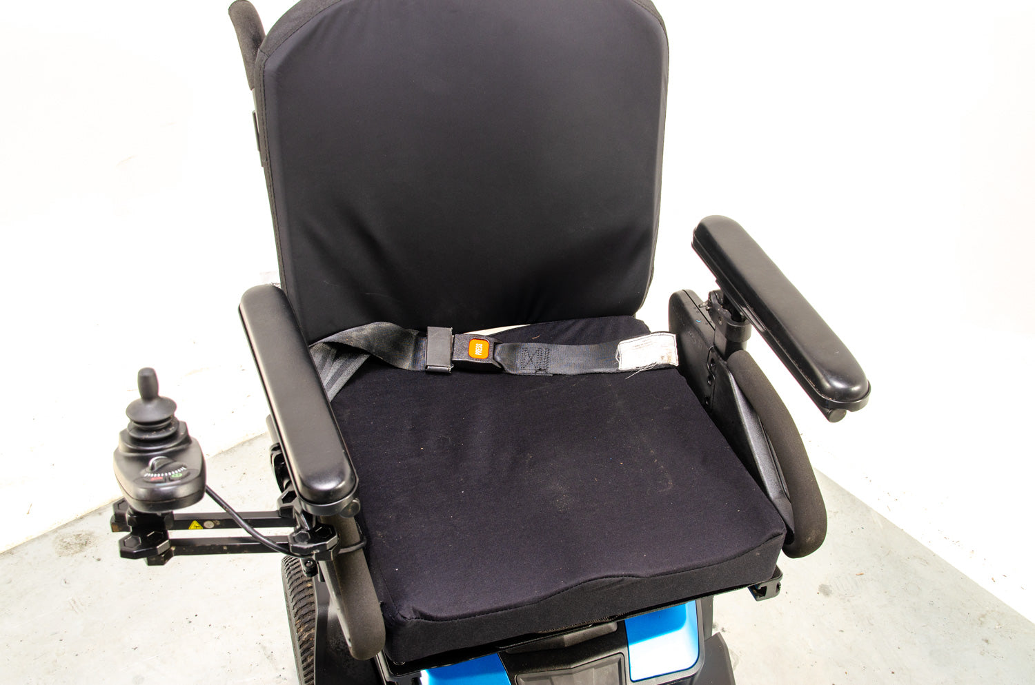 Quantum Kozmo Portable Powerchair Compact Agile Electric Wheelchair Indoor Pride Go-Chair Transportable