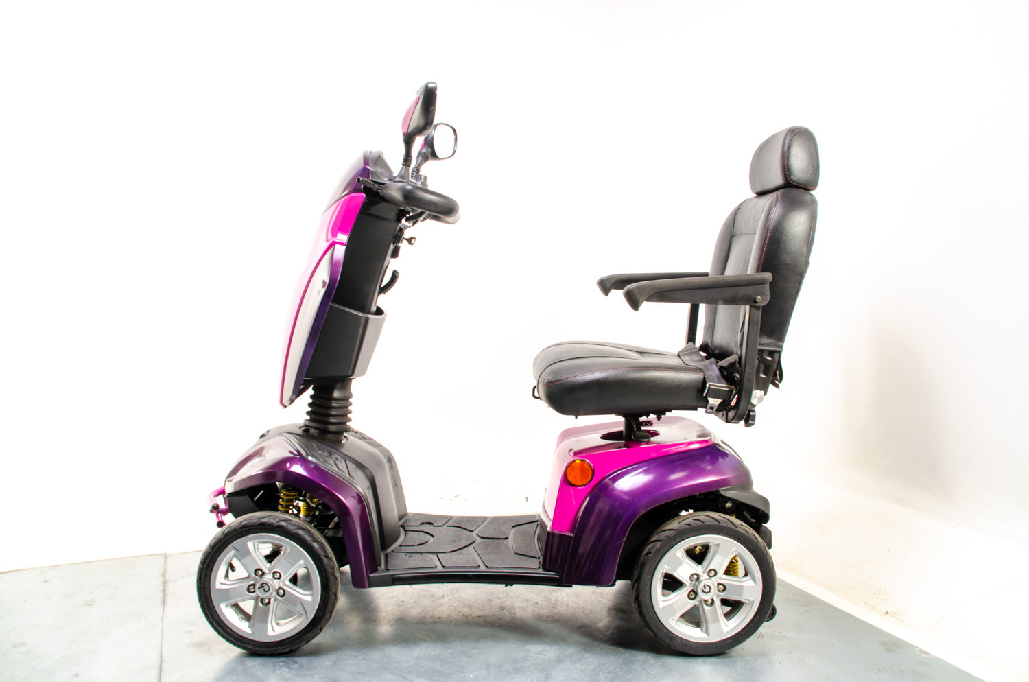 Kymco Agility Midsize Luxury Mobility Scooter 8mph Pink Purple