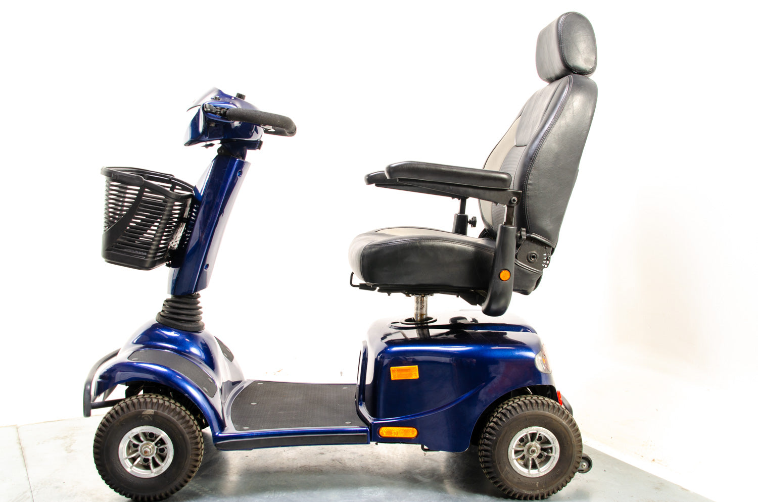 2012 Van Os Excite 4 8mph Large Size Mobility Scooter In Blue