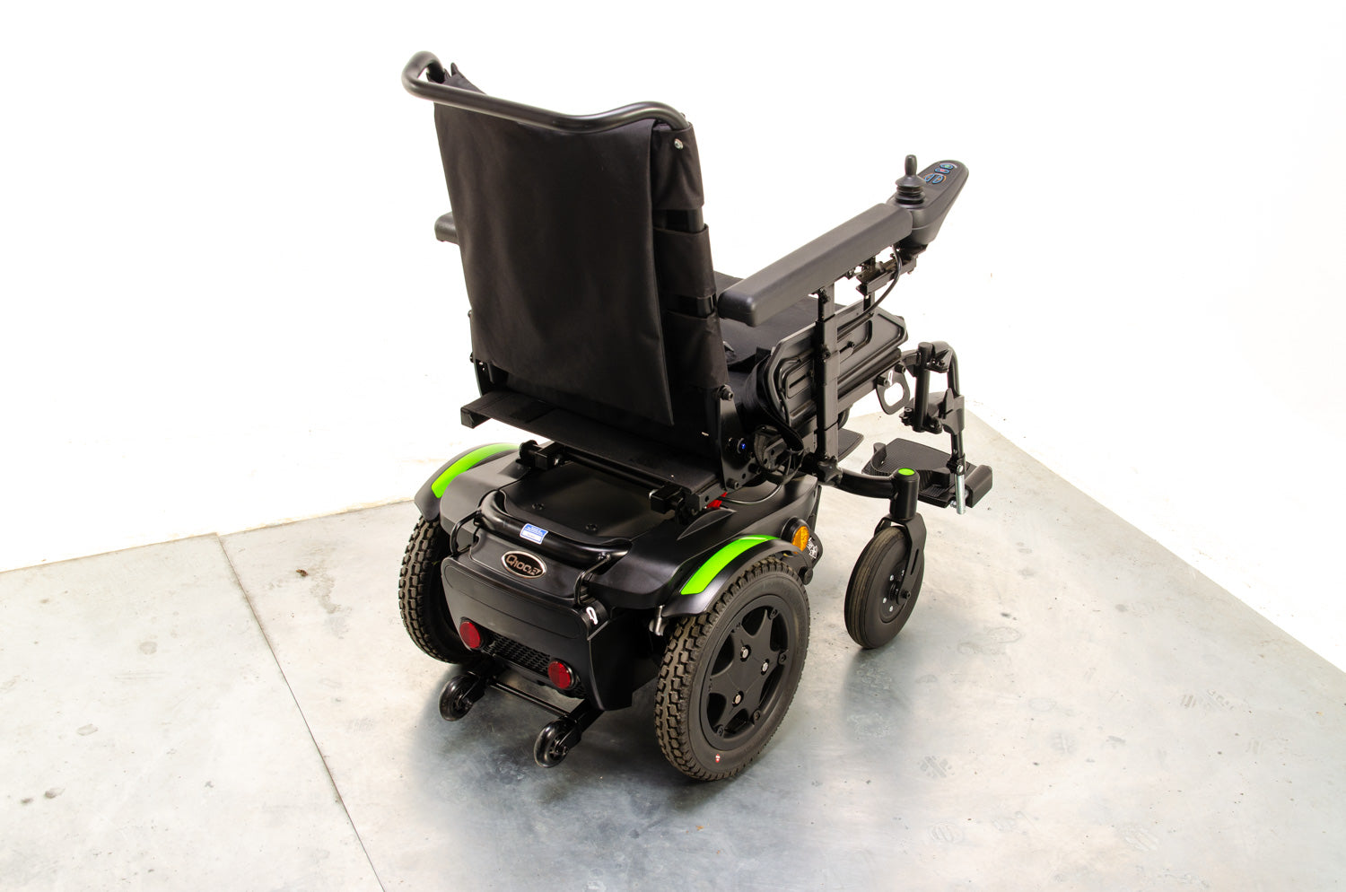 2022 Quickie Q100 R Compact Indoor Outdoor Powerchair Wheelchair Sunrise Medical 03682