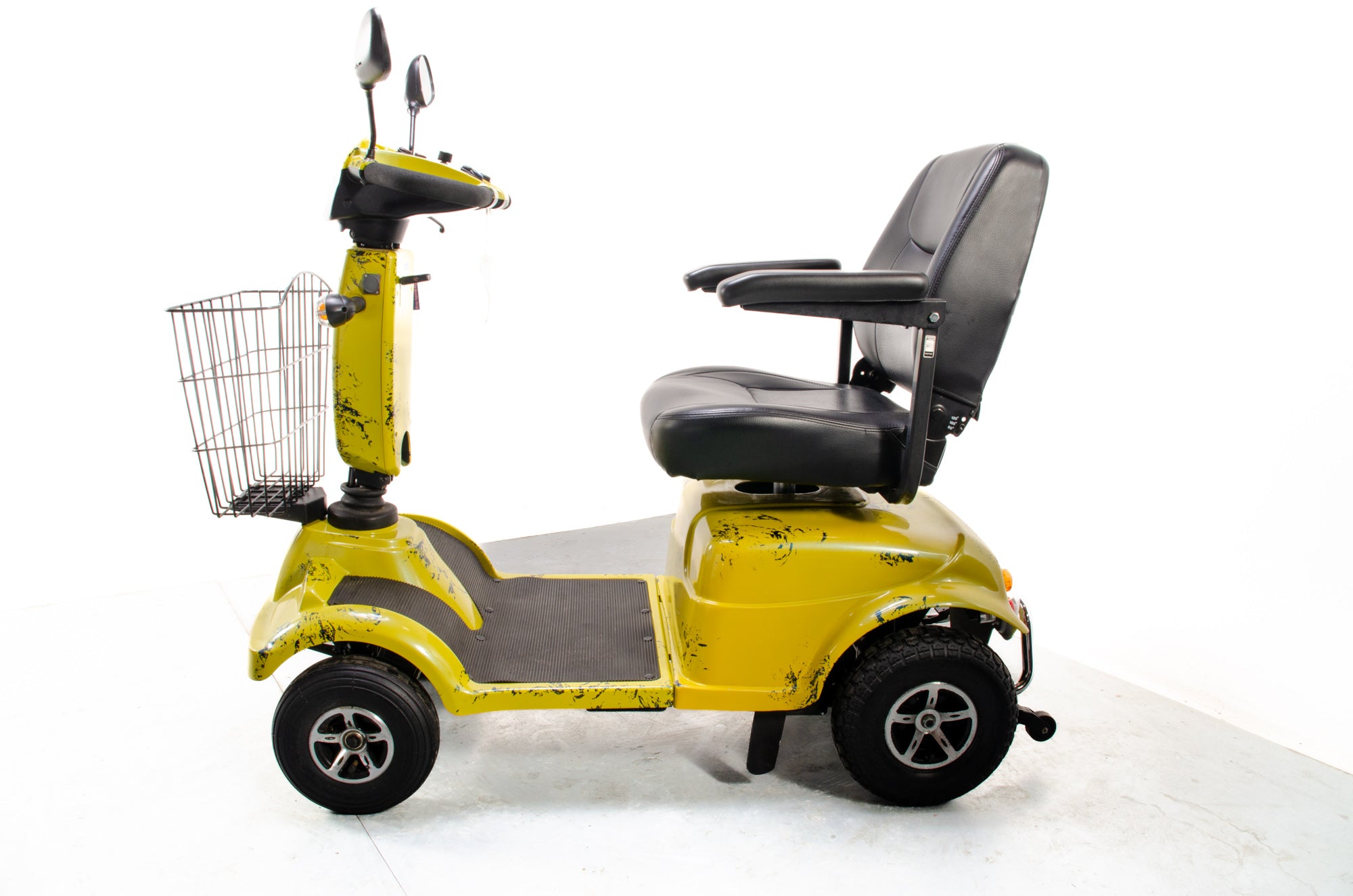 Rascal Frontier Used Electric Mobility Scooter 8mph All-Terrain Suspension Off-Road Midsize Custom Yellow