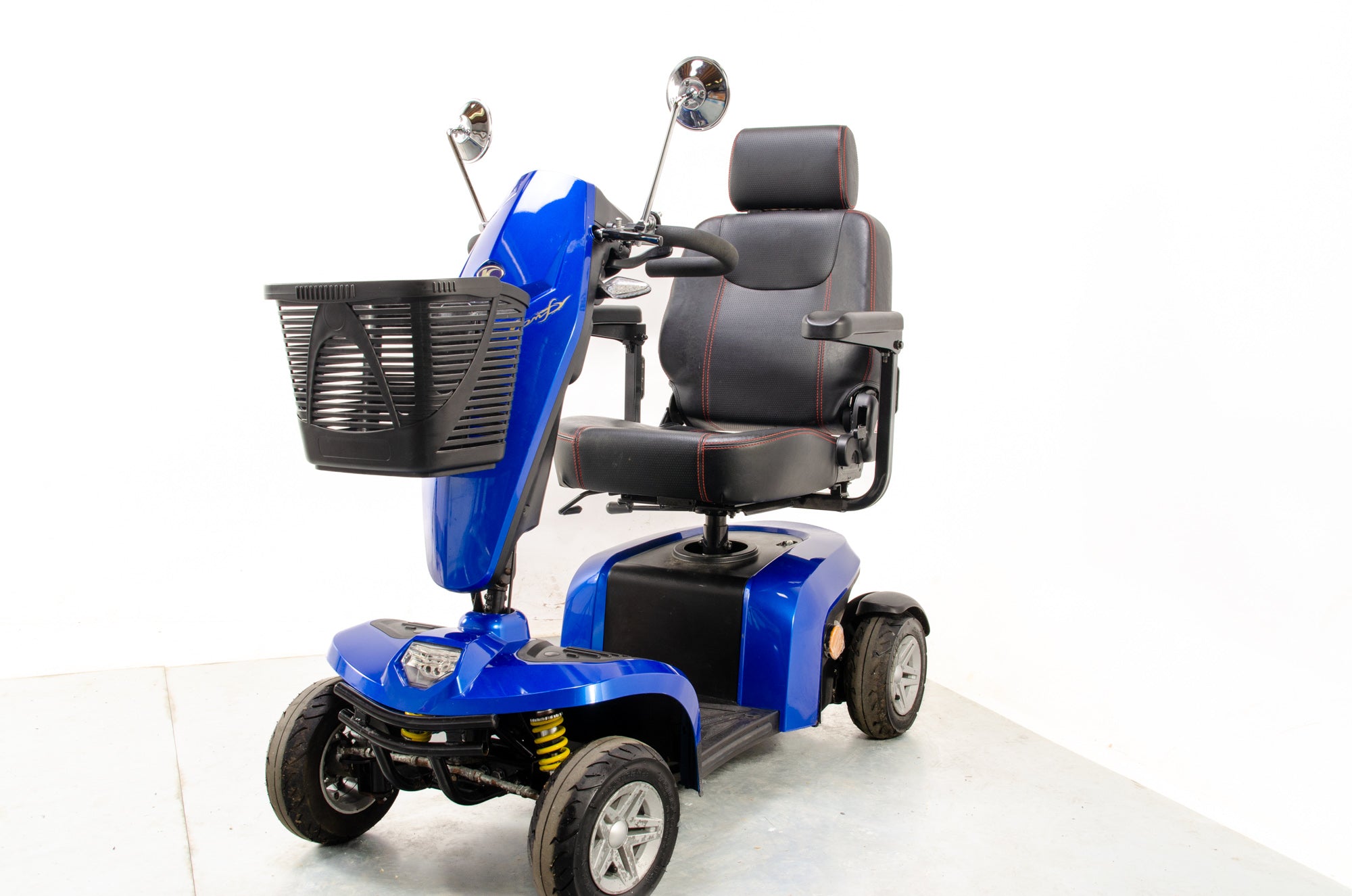 Kymco Komfy 4 Used Mobility Scooter Pavement Suspension Pneumatic Tyres Comfort 4mph Blue