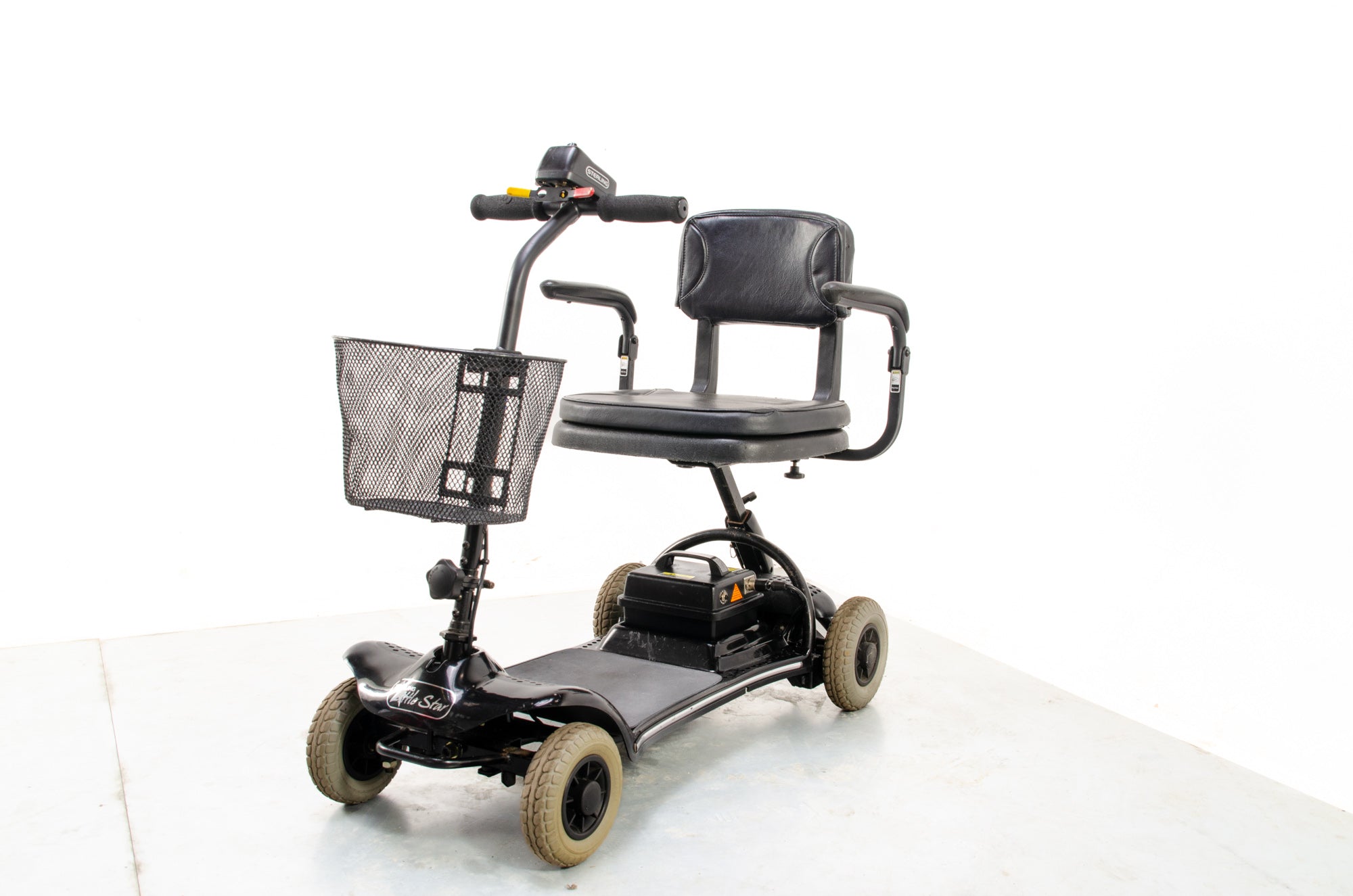 2006 Sunrise Medical Sterling Little Star 4mph Boot Mobility Scooter