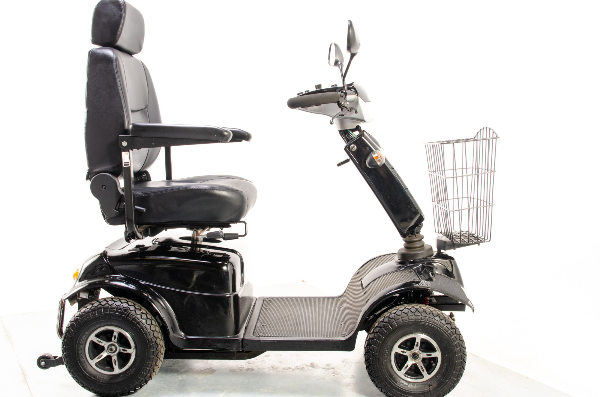 Rascal Pioneer Used Electric Mobility Scooter 8mph All-Terrain Suspension Off-Road Black 10373