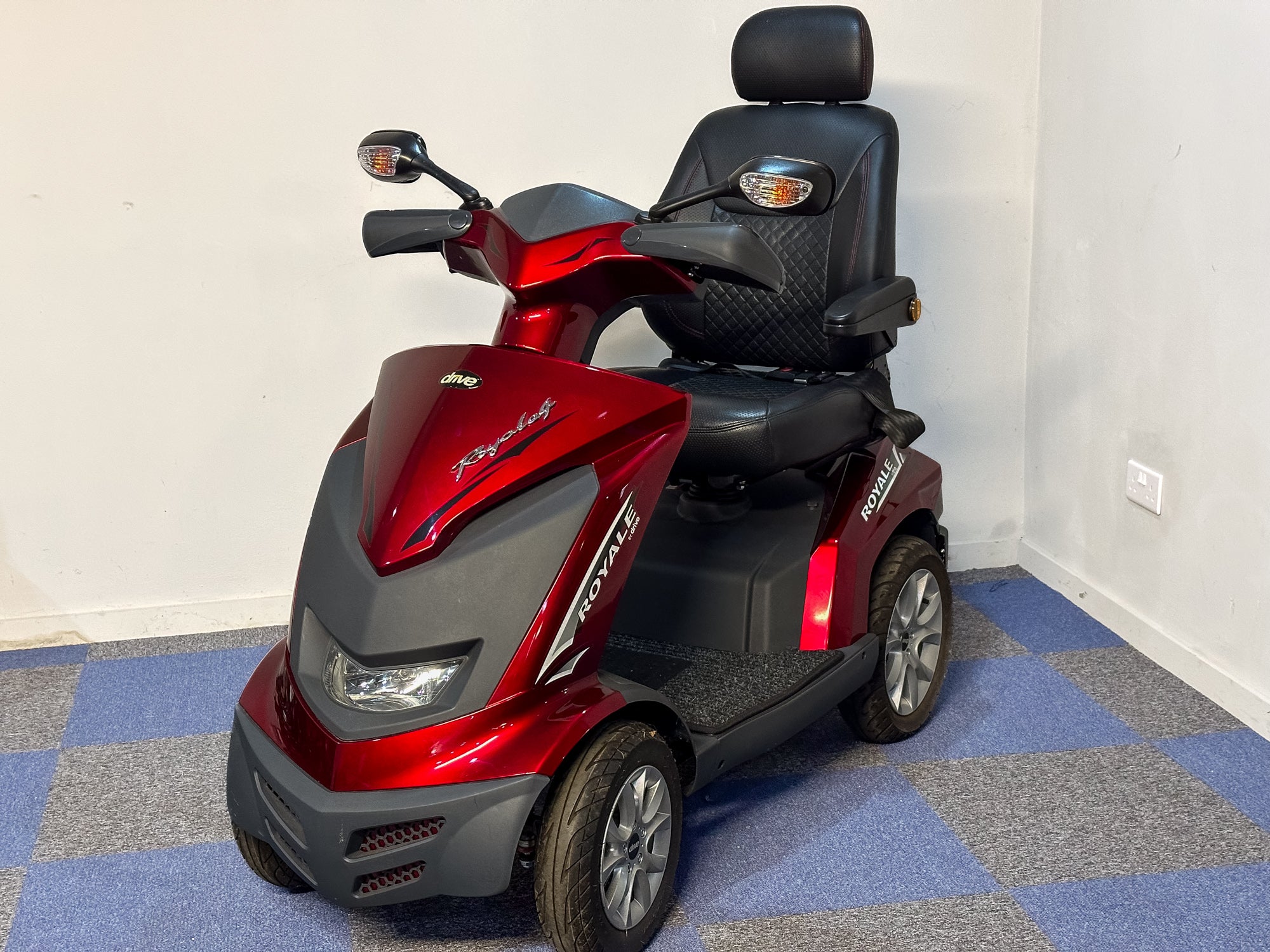 Drive Royale 4 8mph Large Luxury Class 3 Mobility Scooter Red