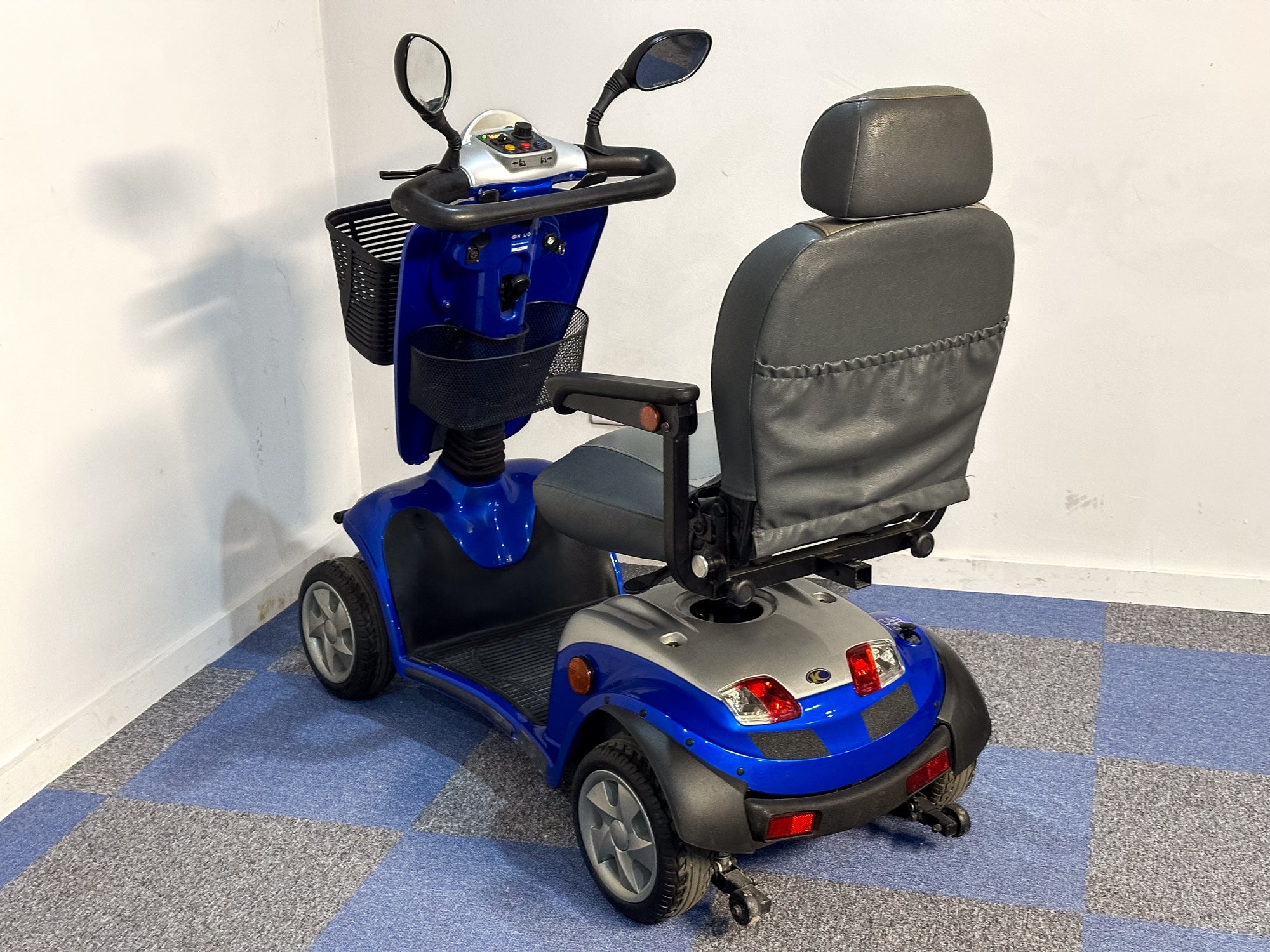 Kymco Midi XLS 8mph Comfy Pavement Mobility Scooter Blue