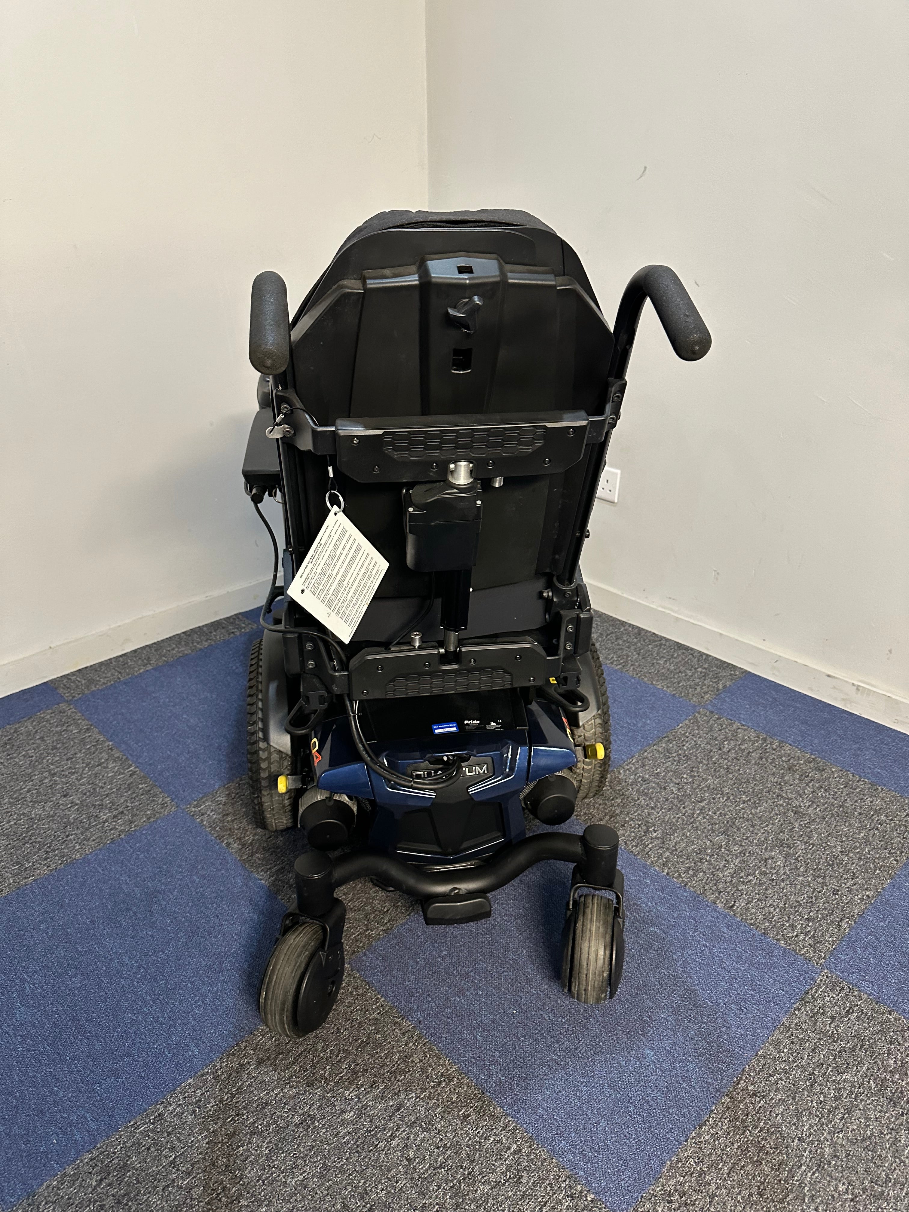 Pride Quantum Q4 Powerchair With Power Recline in Blue 4mph