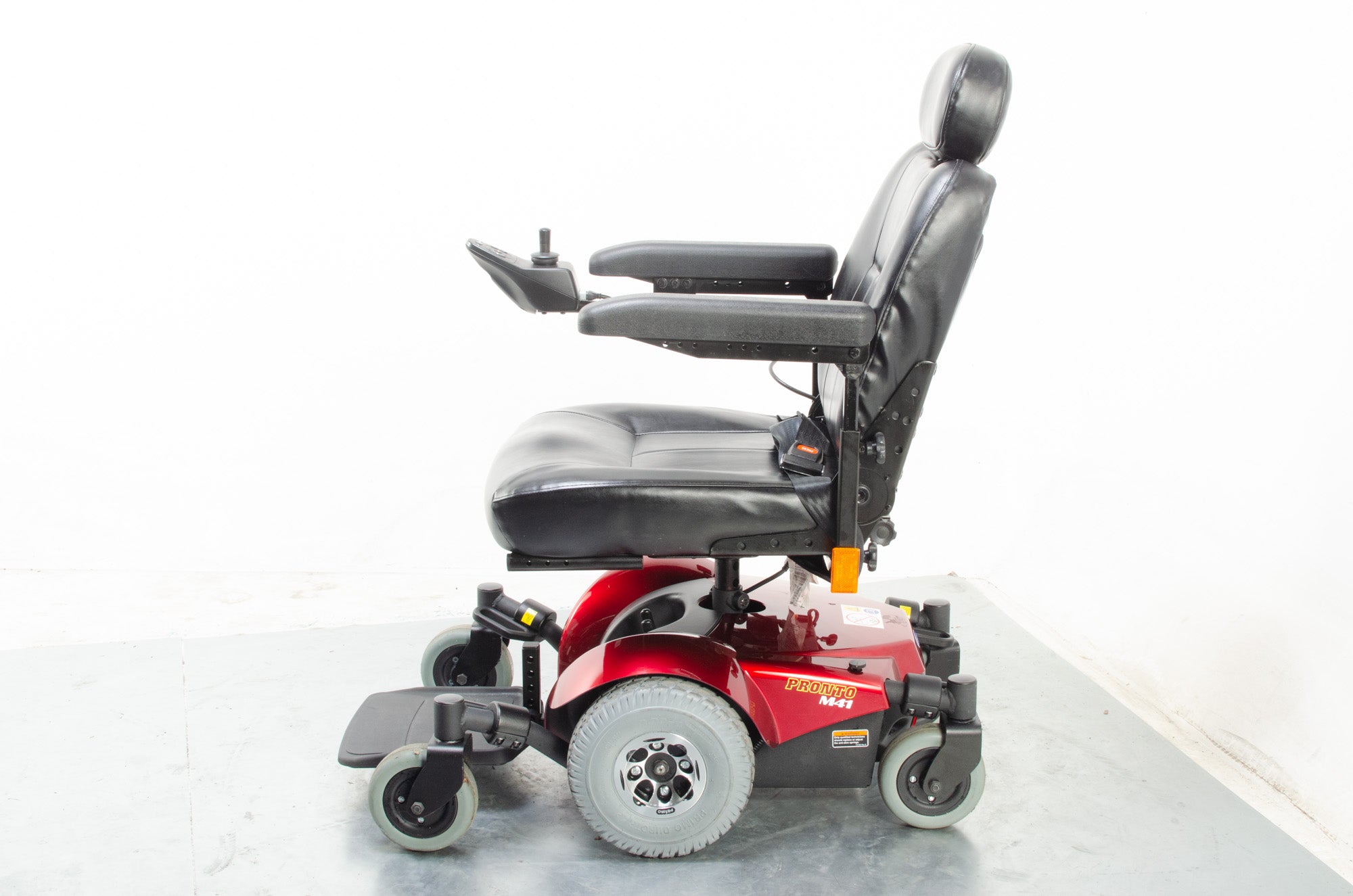 2020 Invacare Pronto M41 Electric Wheelchair Powerchair Indoor Outdoor Mid Wheel Drive