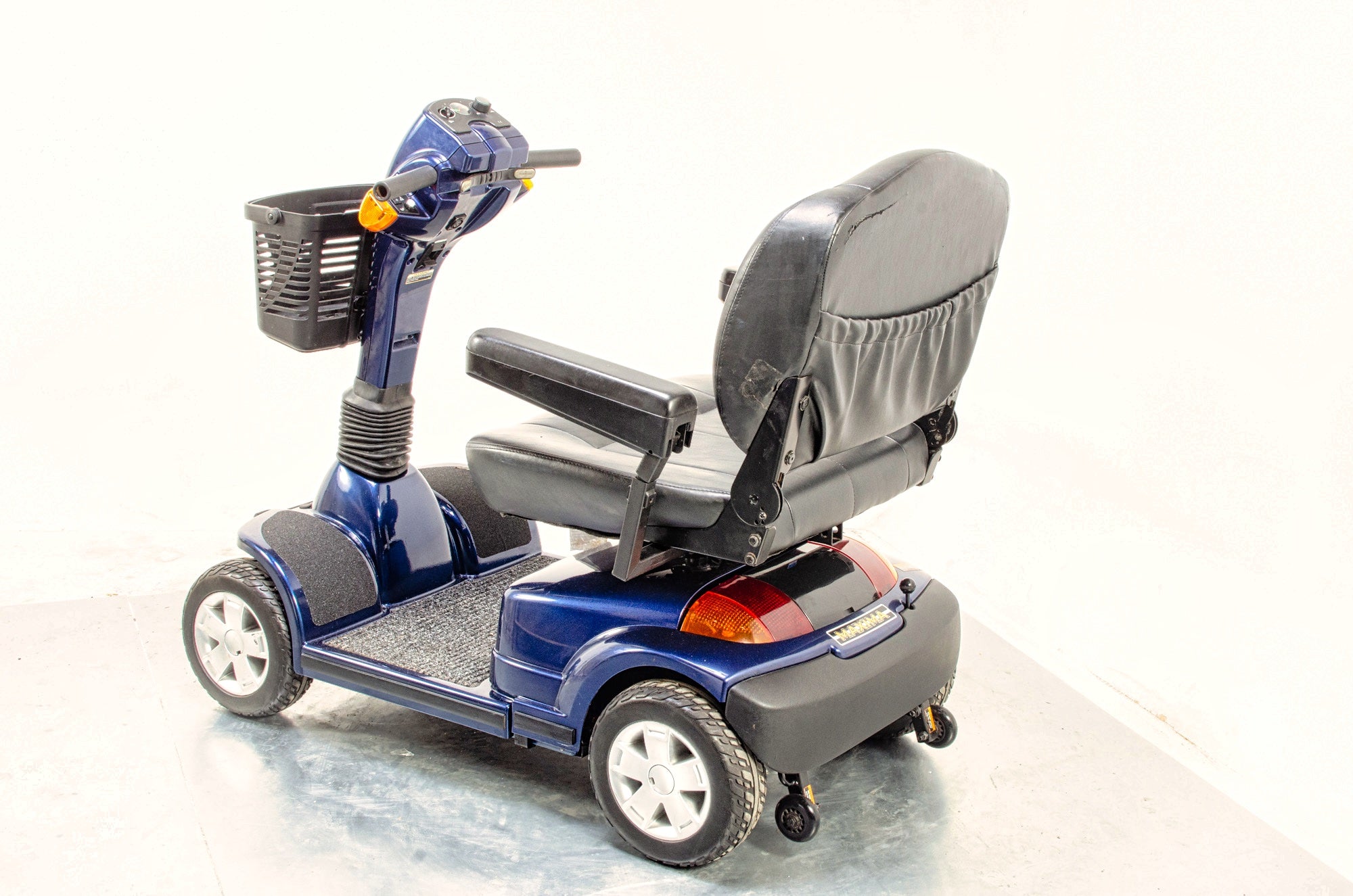 Pride Maxima Used Electric Mobility Scooter Bariatric Heavy Duty Pavement