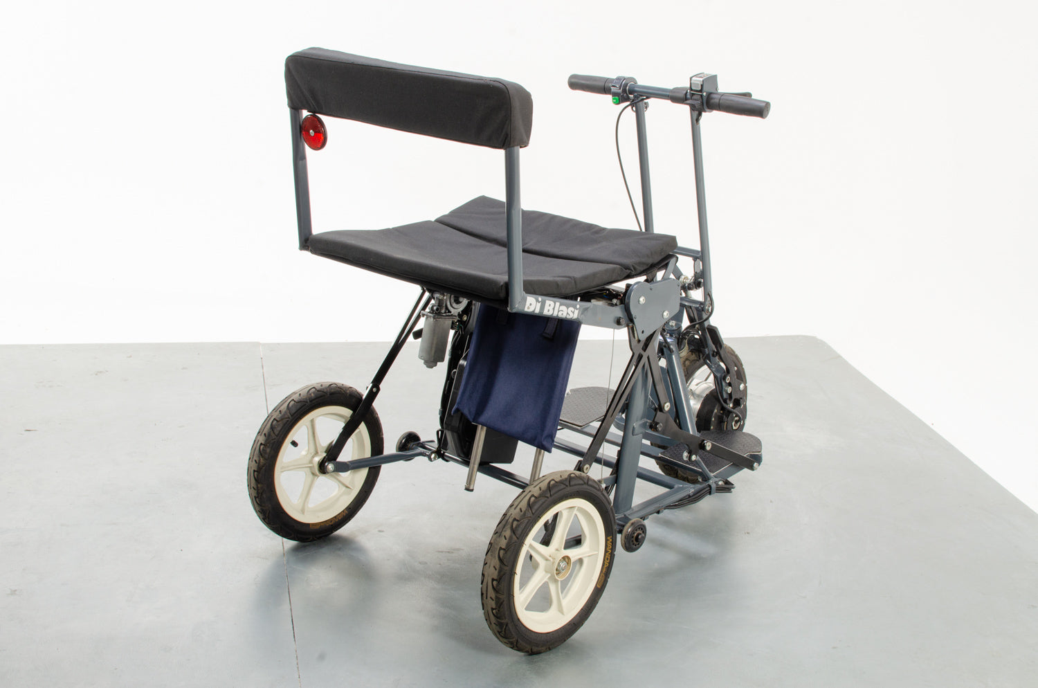 2014 DiBlasi R30 Automatic Folding Lightweight Mobility Scooter with Lithium Battery