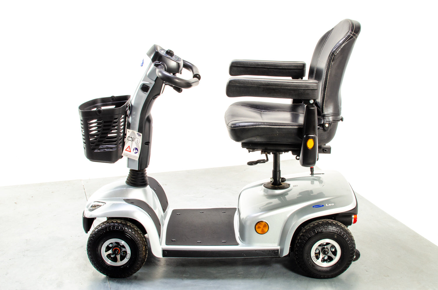 Invacare Leo Used Mobility Scooter Pavement Comfy Pneumatic Tyres