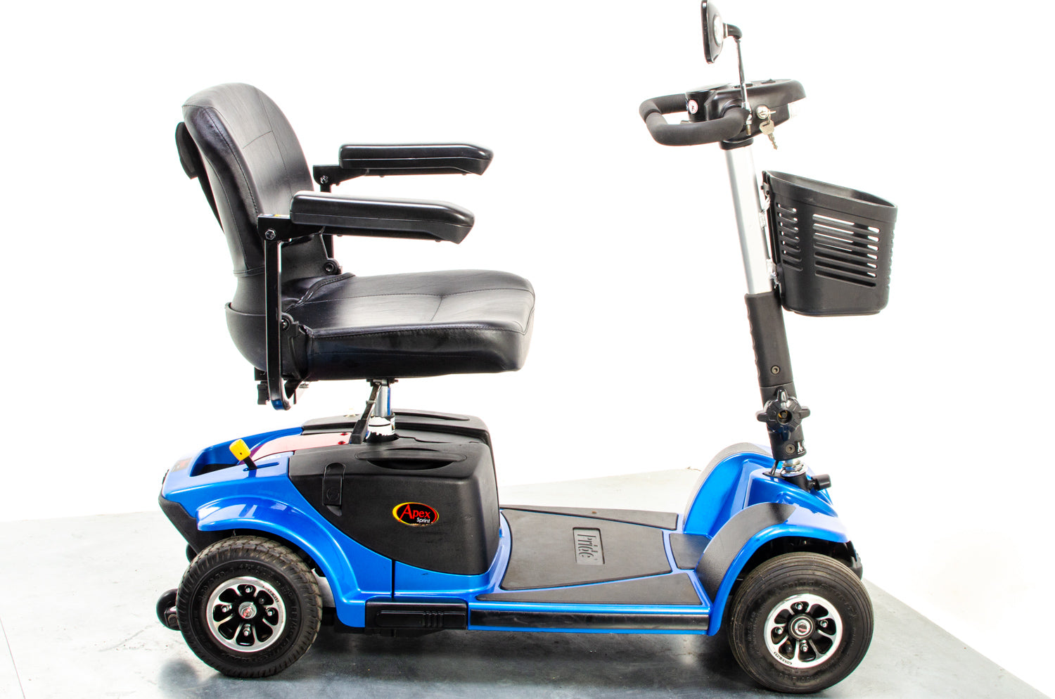 2015 Pride Apex Sprint Used Mobility Scooter 4mph Midsize Pavement Transportable Travel Blue