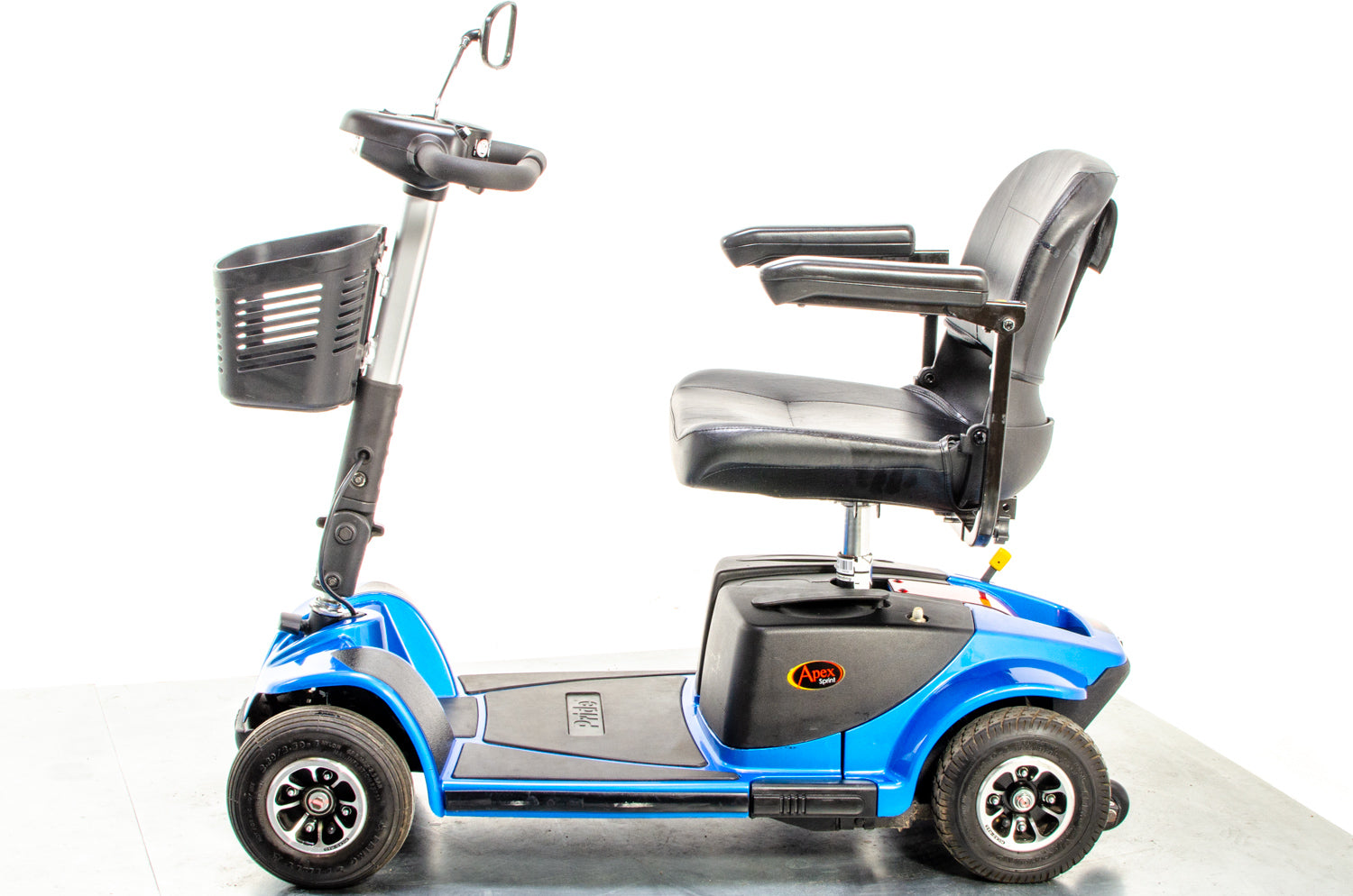 2015 Pride Apex Sprint Used Mobility Scooter 4mph Midsize Pavement Transportable Travel Blue
