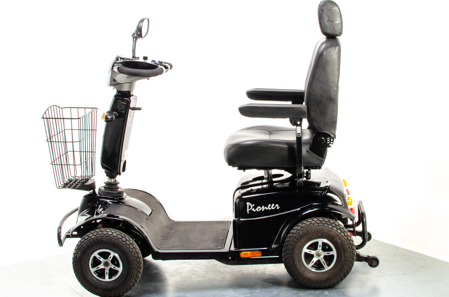 Rascal Pioneer Used Electric Mobility Scooter 8mph All-Terrain Suspension Off-Road Black 13250