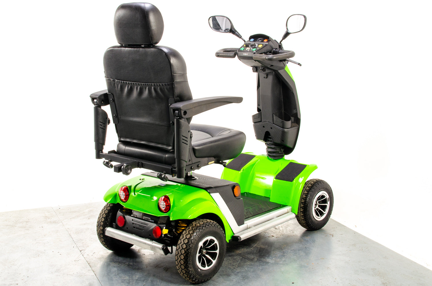 Monarch Vogue Sport Used Mobility Scooter 8mph Road Legal All Terrain Pneumatic Green