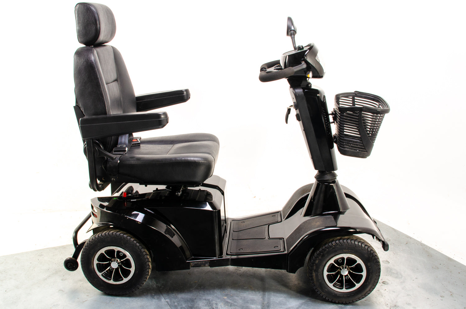 Sterling S700 Used Mobility Scooter Large 8mph All-Terrain Sunrise Medical Black 13086