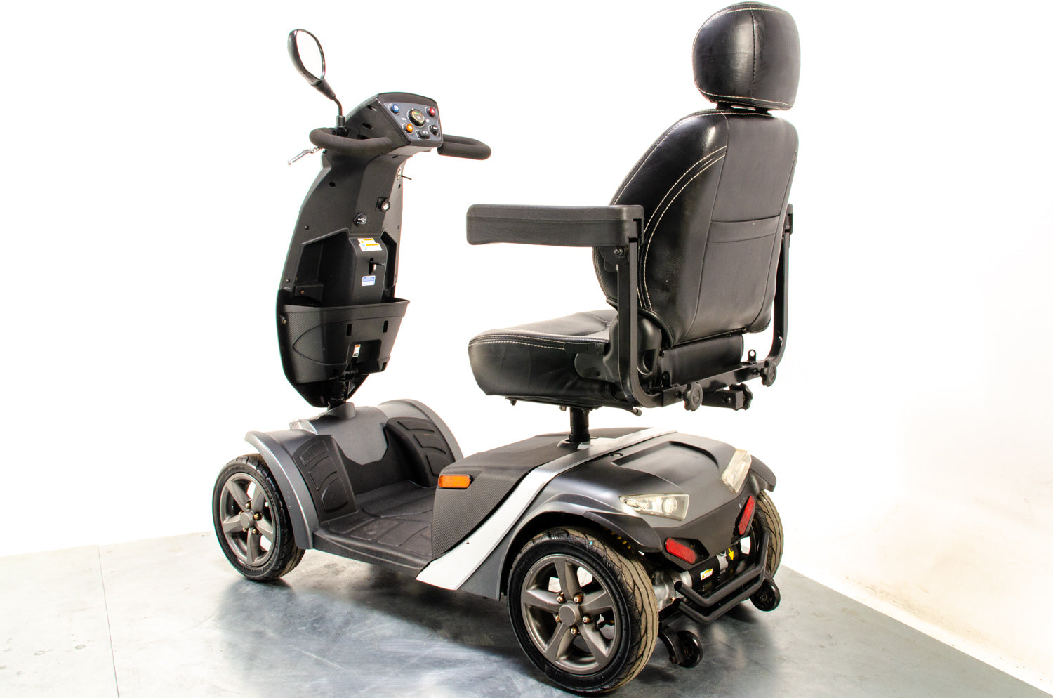 Rascal Vecta Sport Compact Used Electric Mobility Scooter 8mph Max Grip Suspension All-Terrain Road Legal Grey 13088