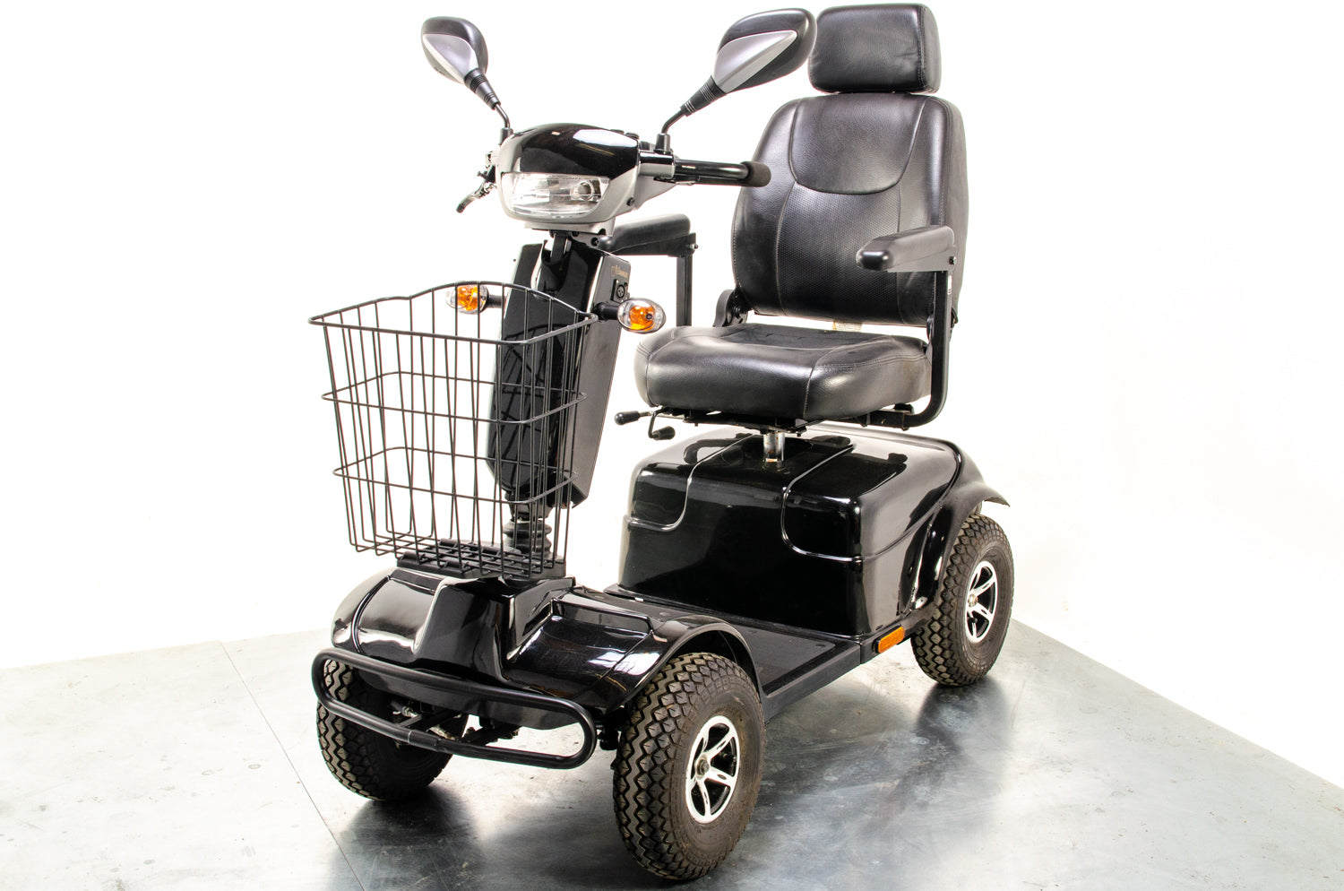 Rascal Pioneer Used Electric Mobility Scooter 8mph All-Terrain Suspension Off-Road Black 13084