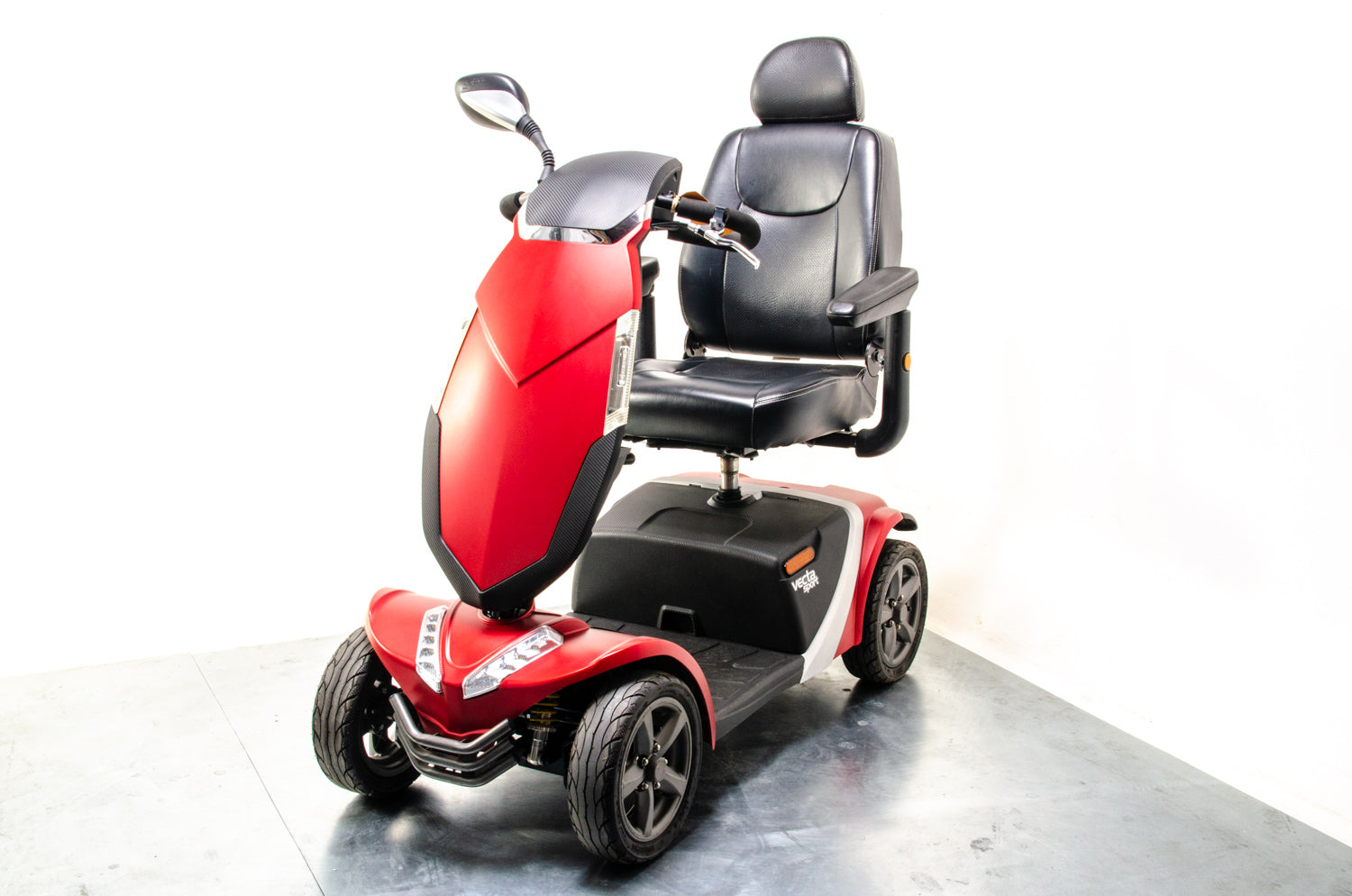 Rascal Vecta Sport Compact Used Electric Mobility Scooter 8mph Max Grip Suspension All-Terrain Red