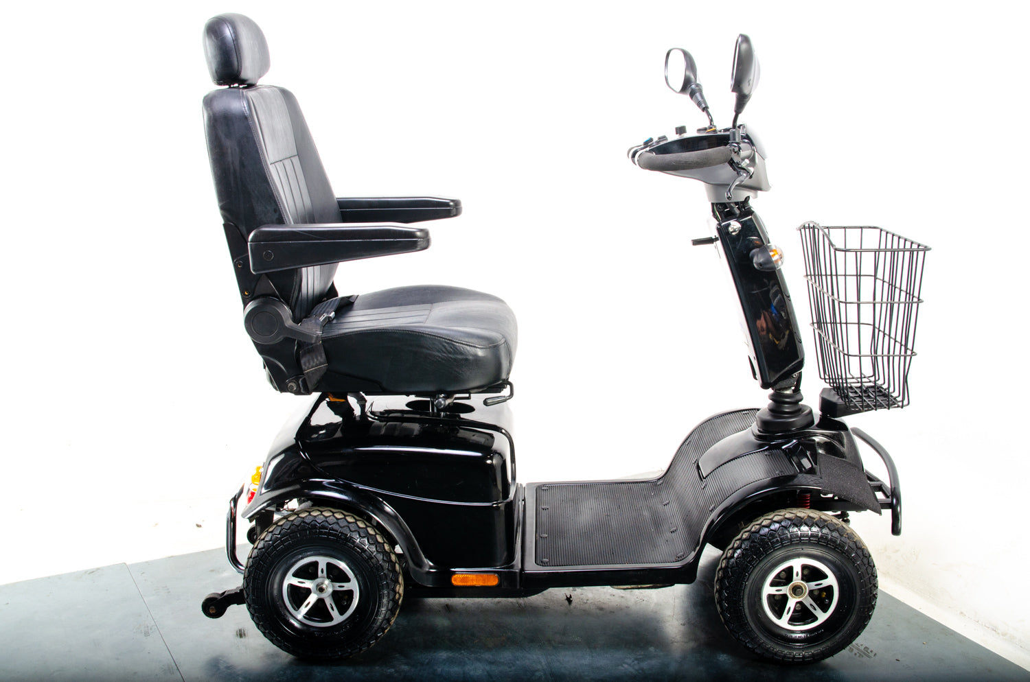 Rascal Pioneer Used Electric Mobility Scooter 8mph All-Terrain Suspension Off-Road Black 13367