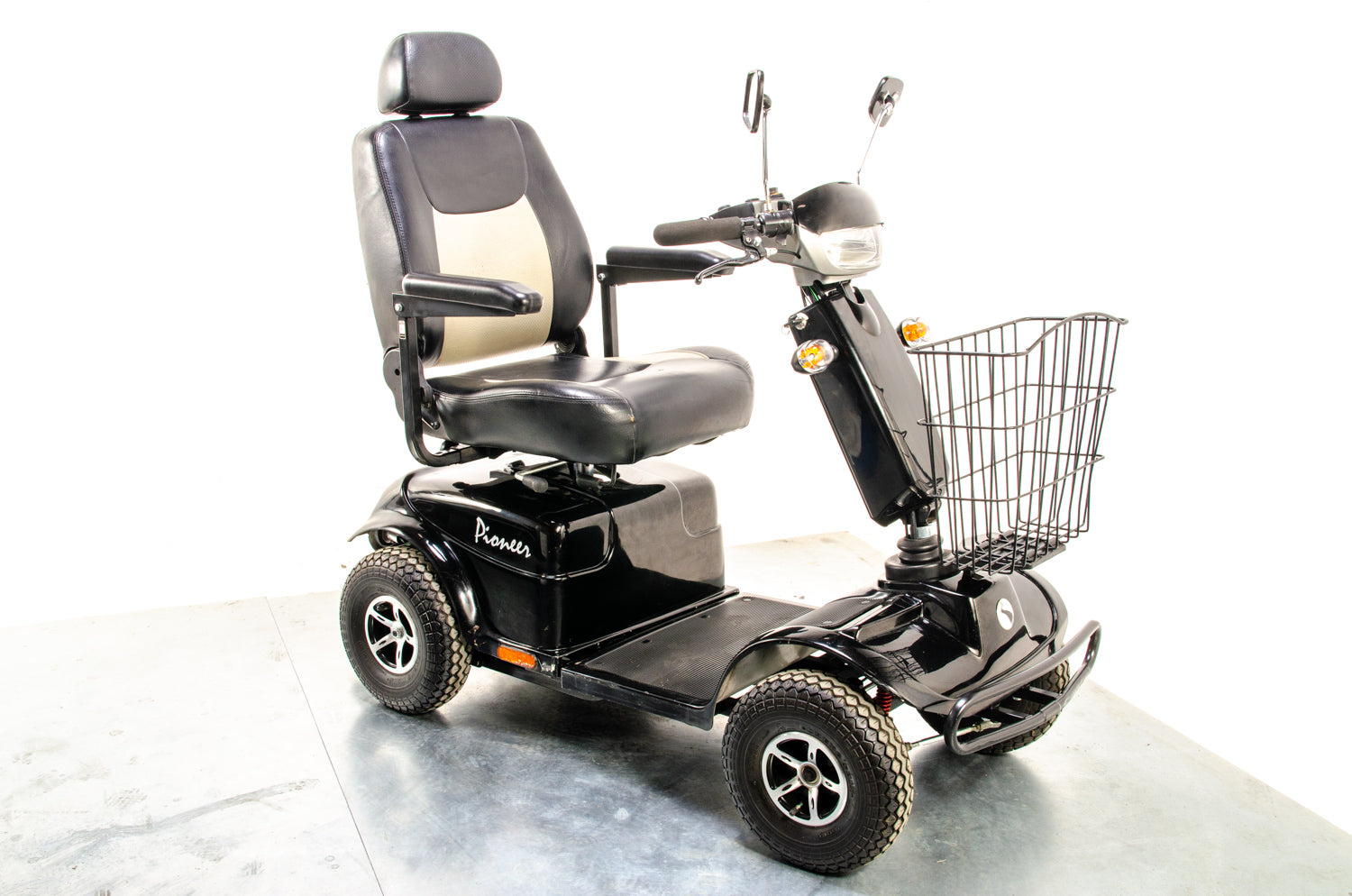 Rascal Pioneer Used Electric Mobility Scooter 8mph All-Terrain Suspension Off-Road Black 13407