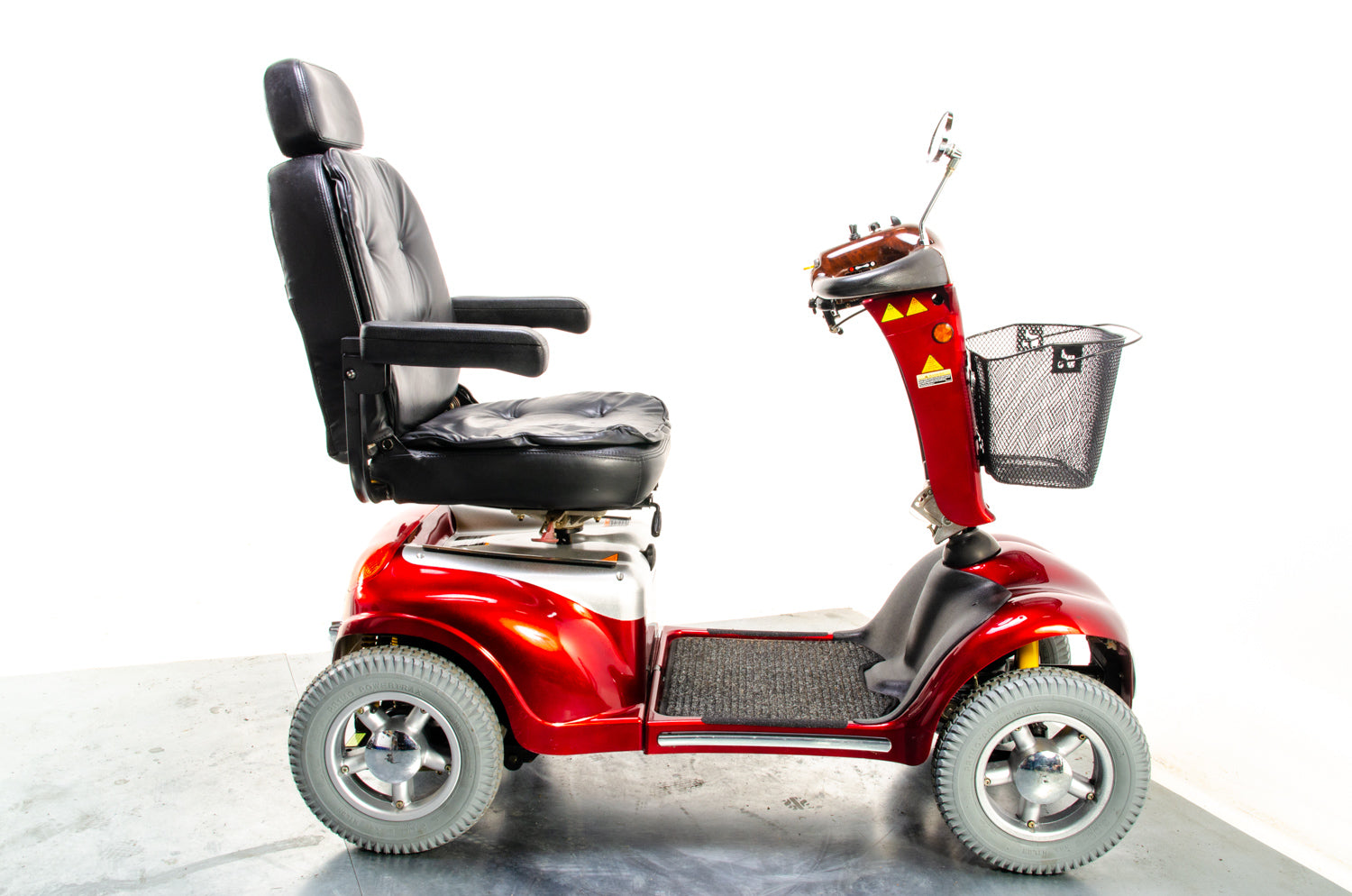 Shoprider Cordoba Off-Road All-Terrain Used Mobility Scooter Large 8mph Roma Red 13416
