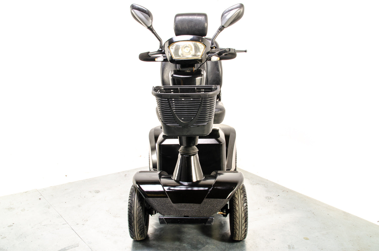Sterling S700 All-Terrain Off-Road Used Mobility Scooter Large 8mph Sunrise Medical Black 13525