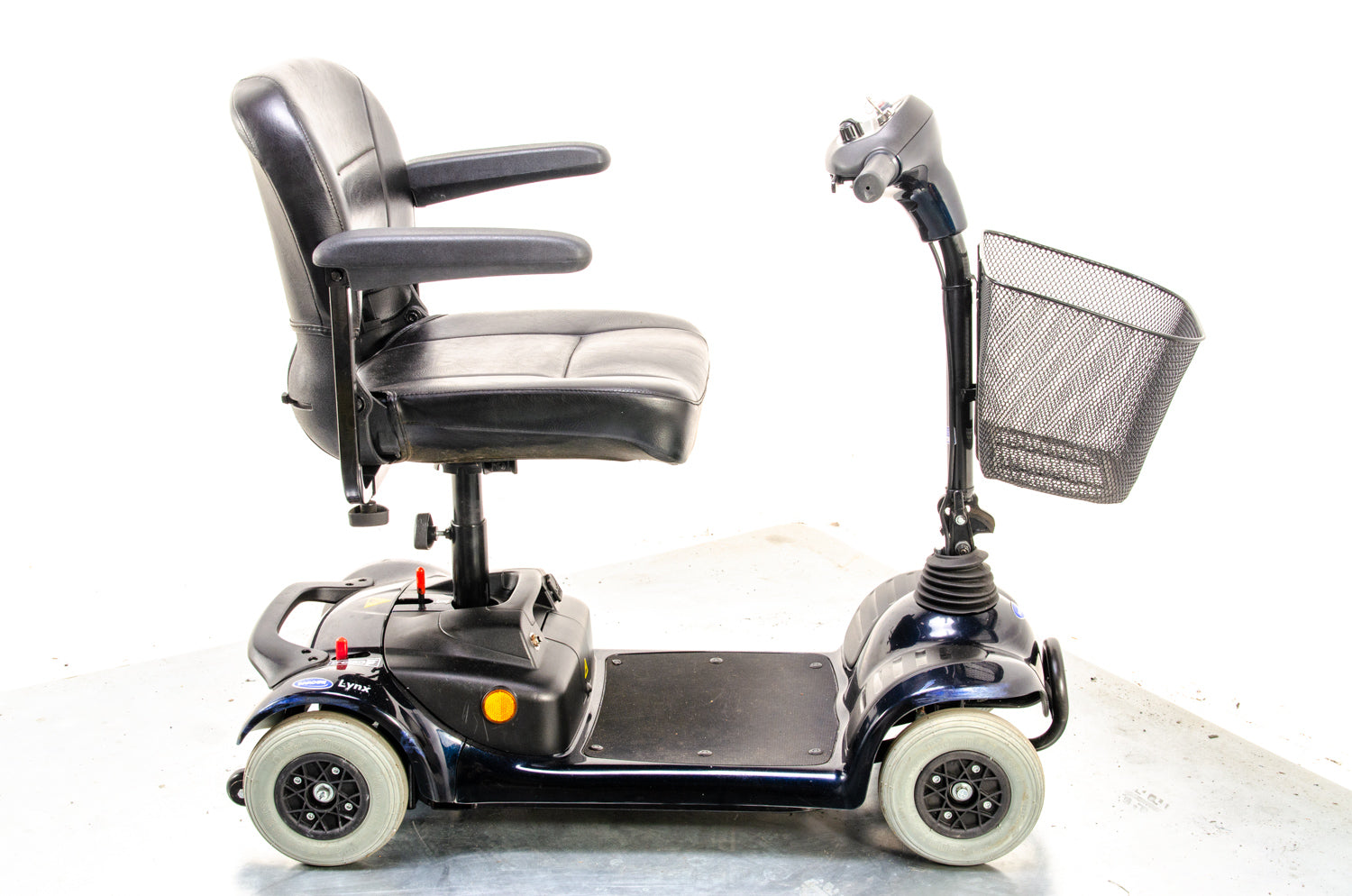 Invacare Lynx 4mph Boot Scooter