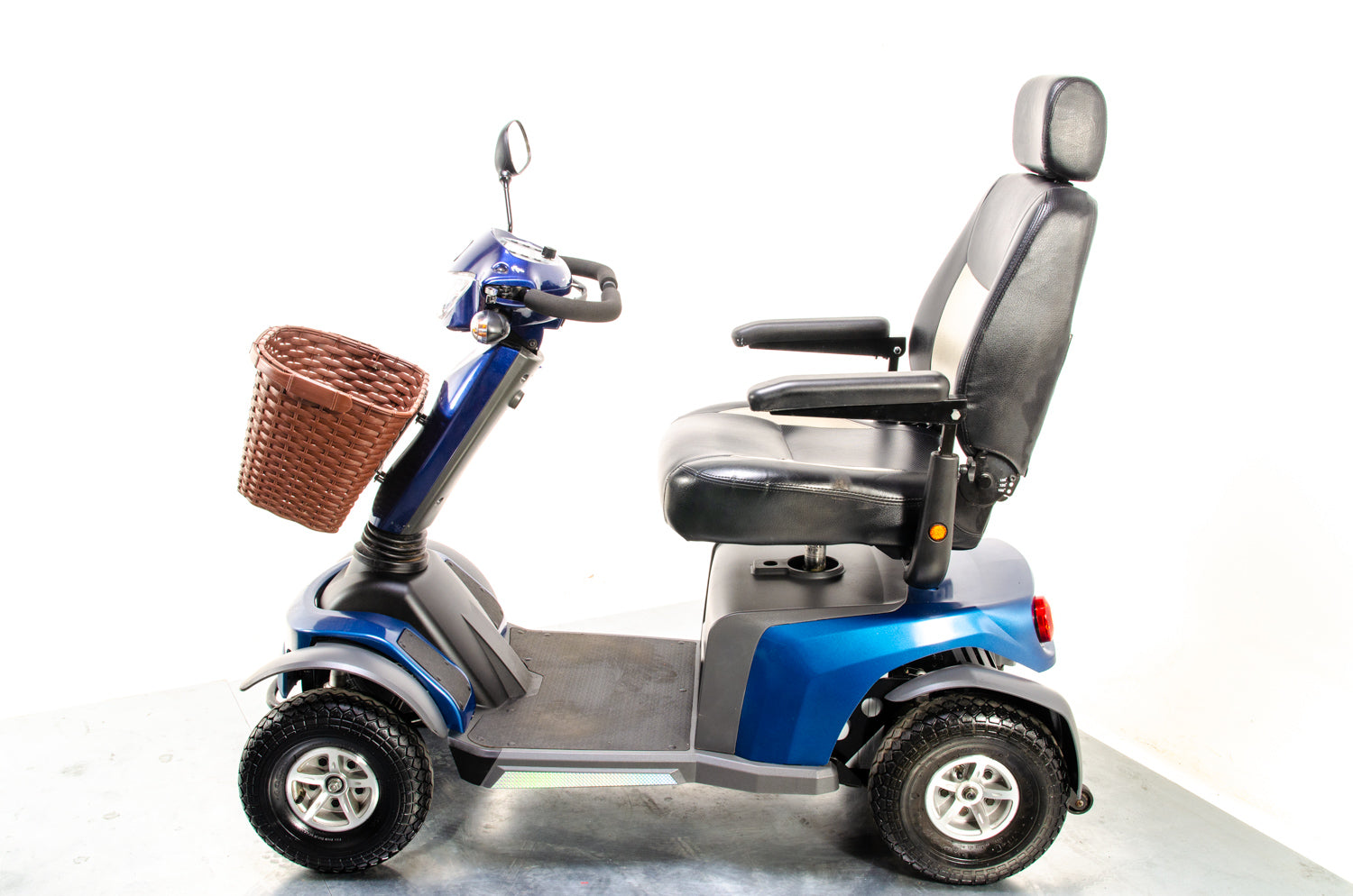 Excel Galaxy II All-Terrain Off-Road Used Mobility Scooter 8mph Van Os Large Comfy Class 3 Road Legal 13976