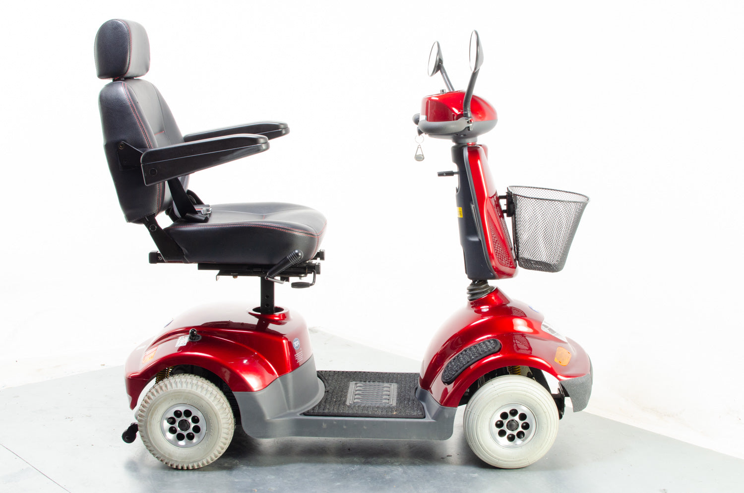 2014 TGA Sonet 6mph Mid Size Mobility Scooter in Red