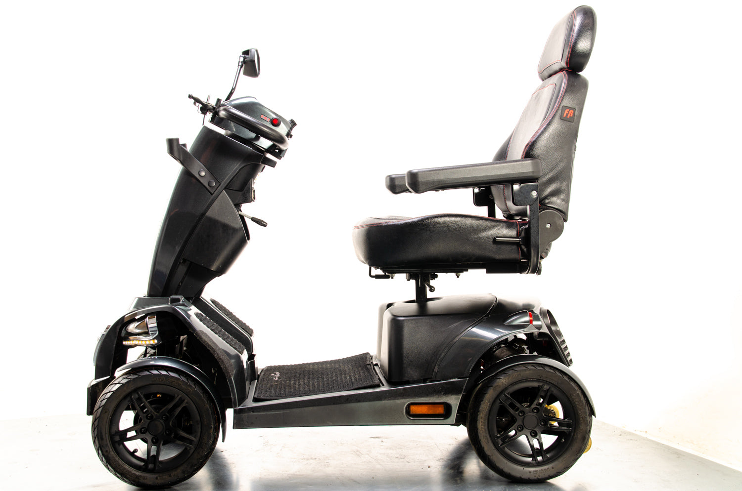 Freerider FR1 Used Electric Mobility Scooter 8mph Suspension Large Road Grey 13523