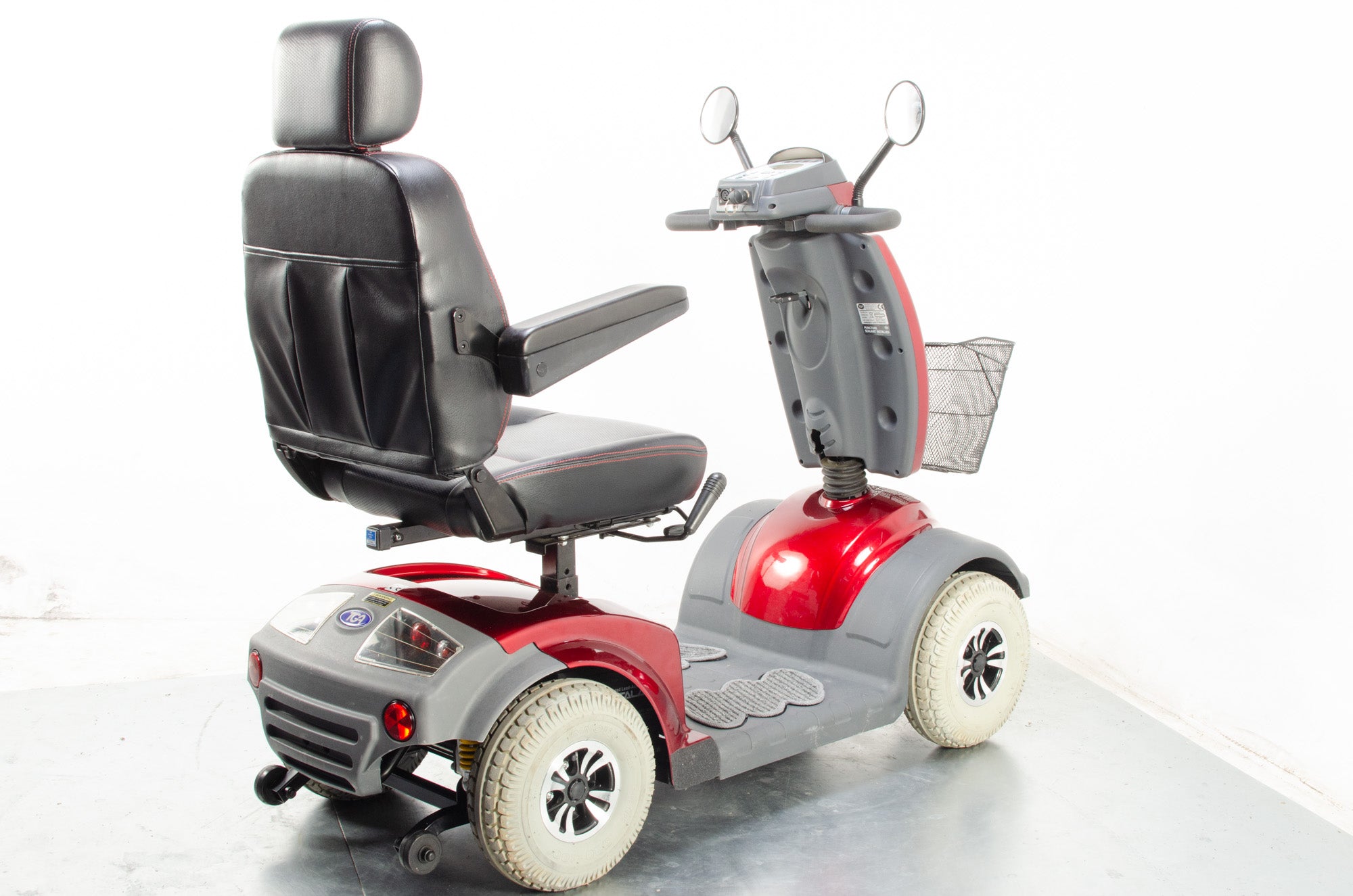 2014 TGA Mystere Electric Mobility Scooter 8mph Mid Size Comfy Red