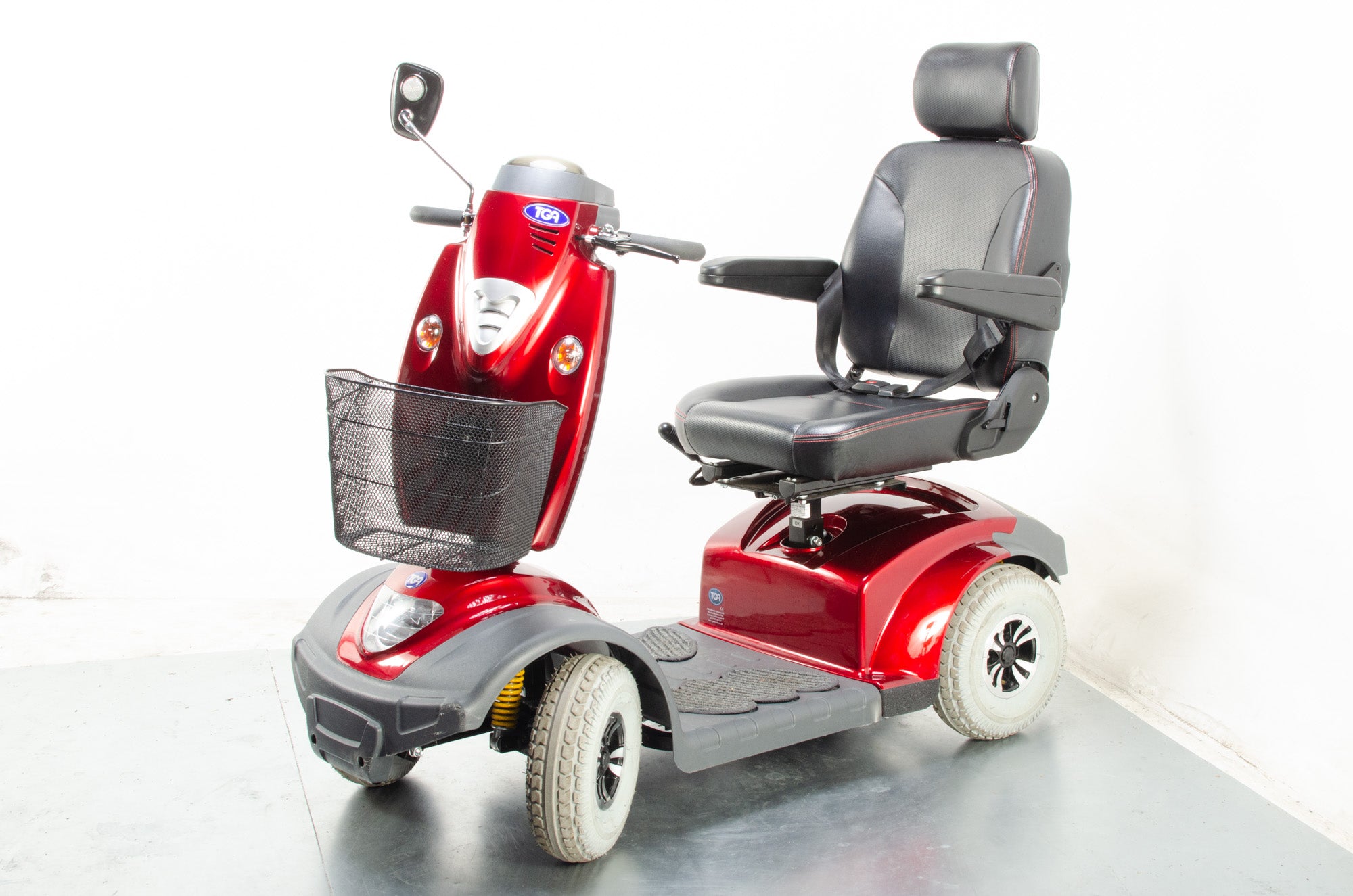 2015 TGA Mystere Electric Mobility Scooter 8mph Mid-Size Comfort Red