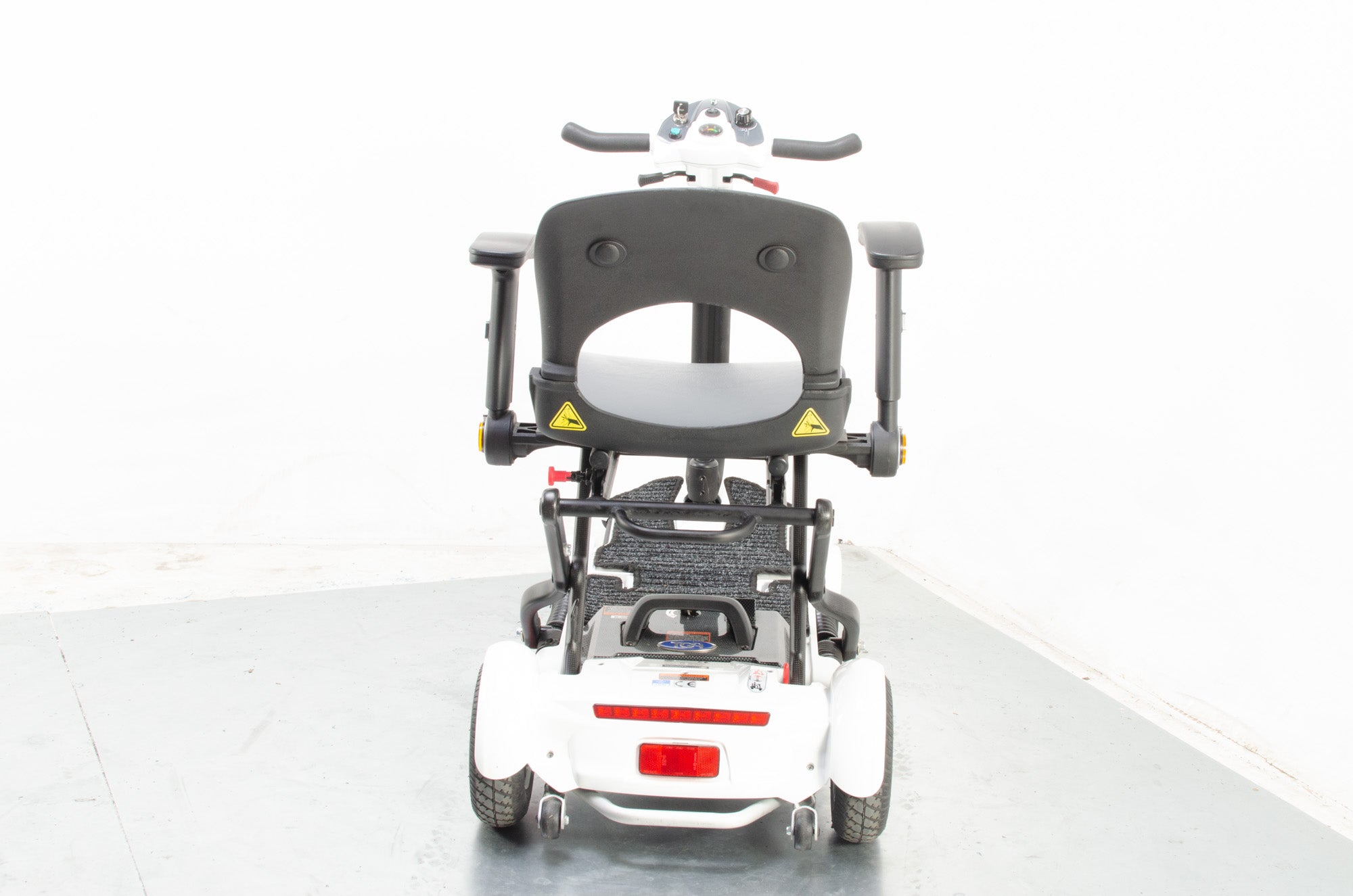2018 TGA Minimo Plus 4 Compact Folding 4mph Electric Mobility Scooter in White