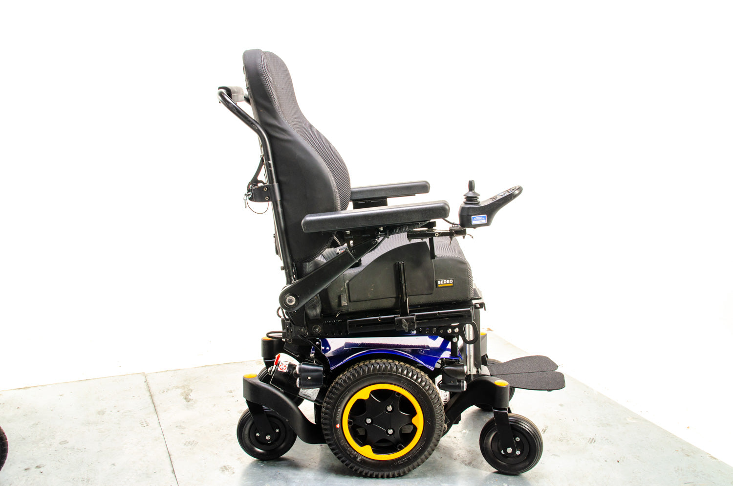 Quickie Q300 M Mini Powerchair Wheelchair Sedeo Narrow Compact Agile MWD Sunrise Medical