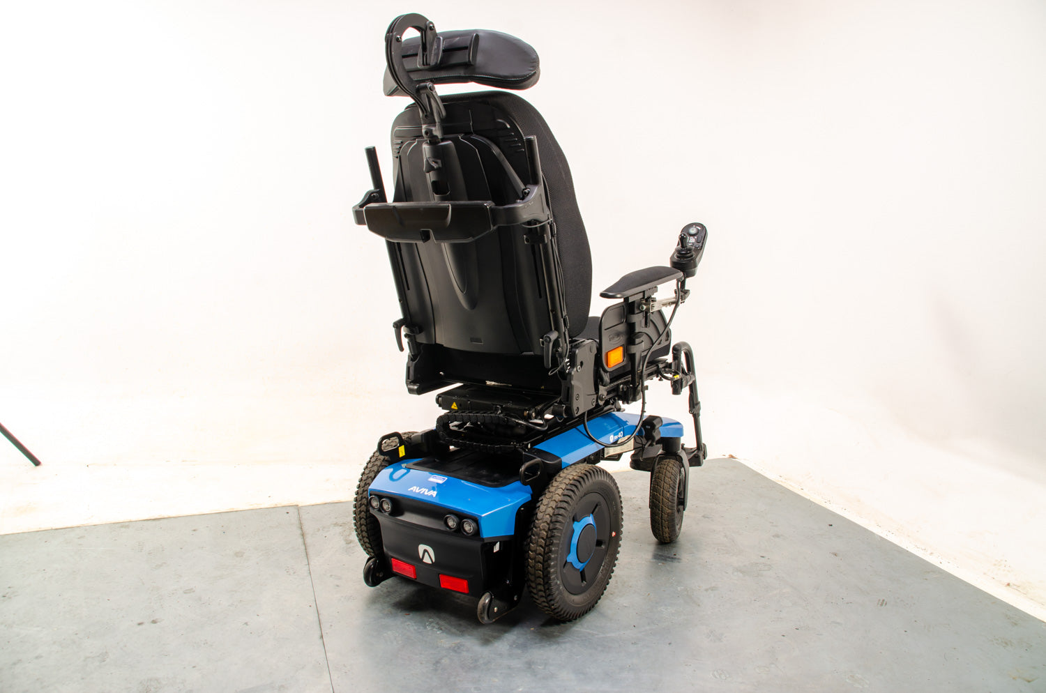 2021 Invacare Aviva RX40 Powerchair with Lift and Raiser 8mph