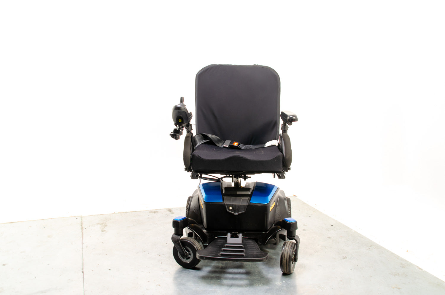 Quantum Kozmo Portable Powerchair Compact Agile Electric Wheelchair Indoor Pride Go-Chair Transportable