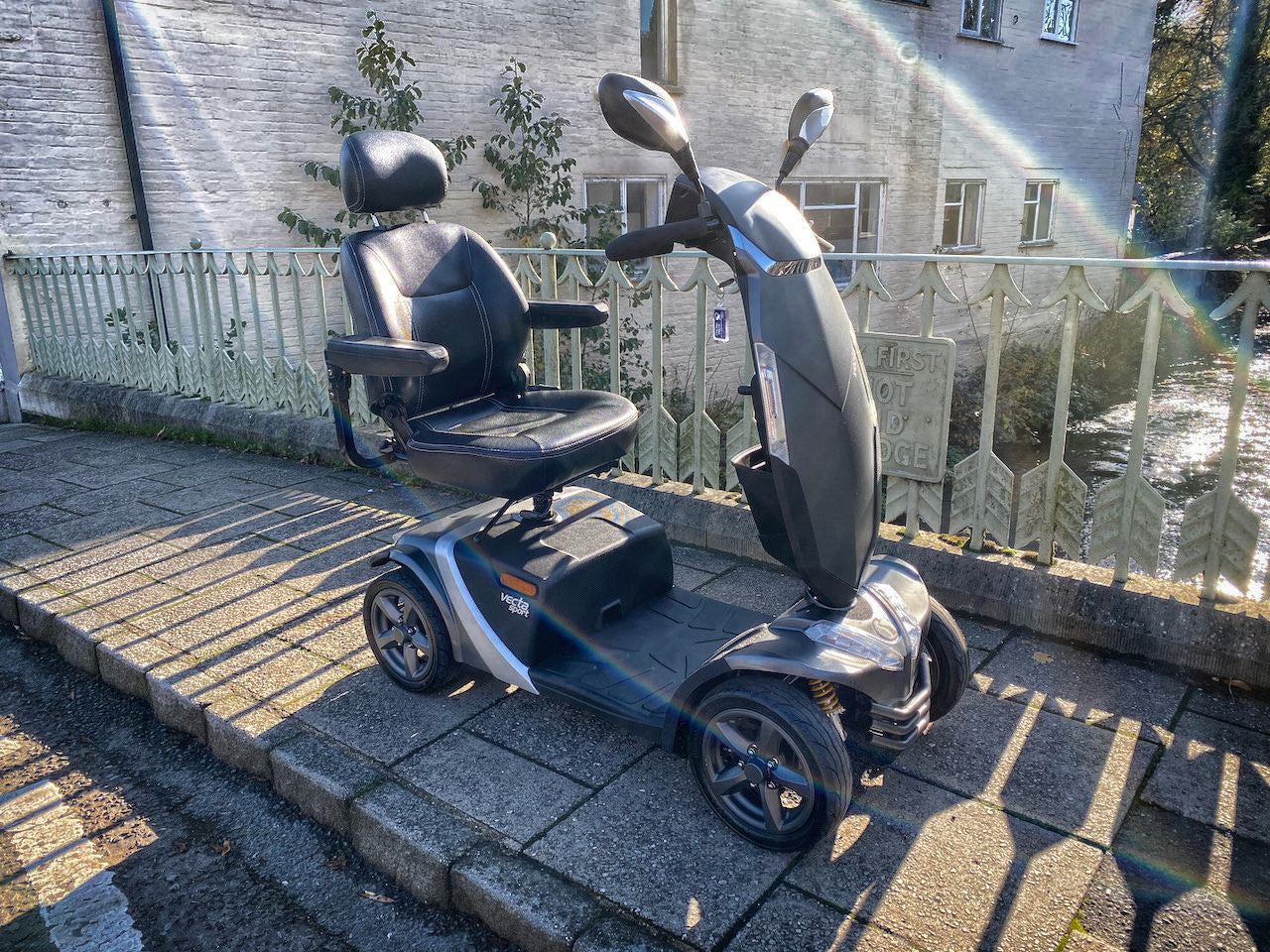 Rascal Vecta Sport Compact Used Electric Mobility Scooter 8mph Max Grip Suspension