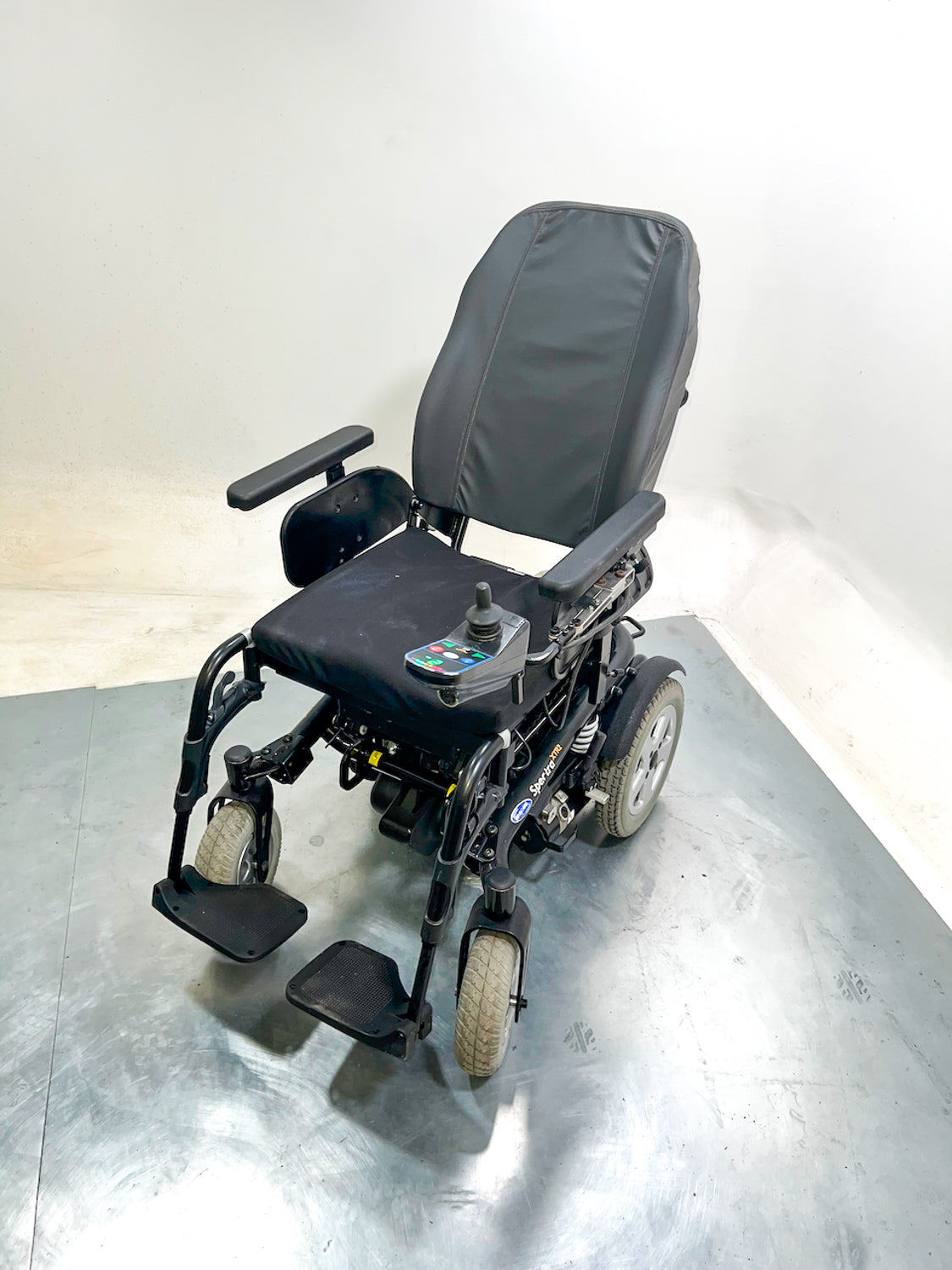 Invacare Spectra XTR2 Used Electric Wheelchair Powerchair Powered Rise Tilt Recline