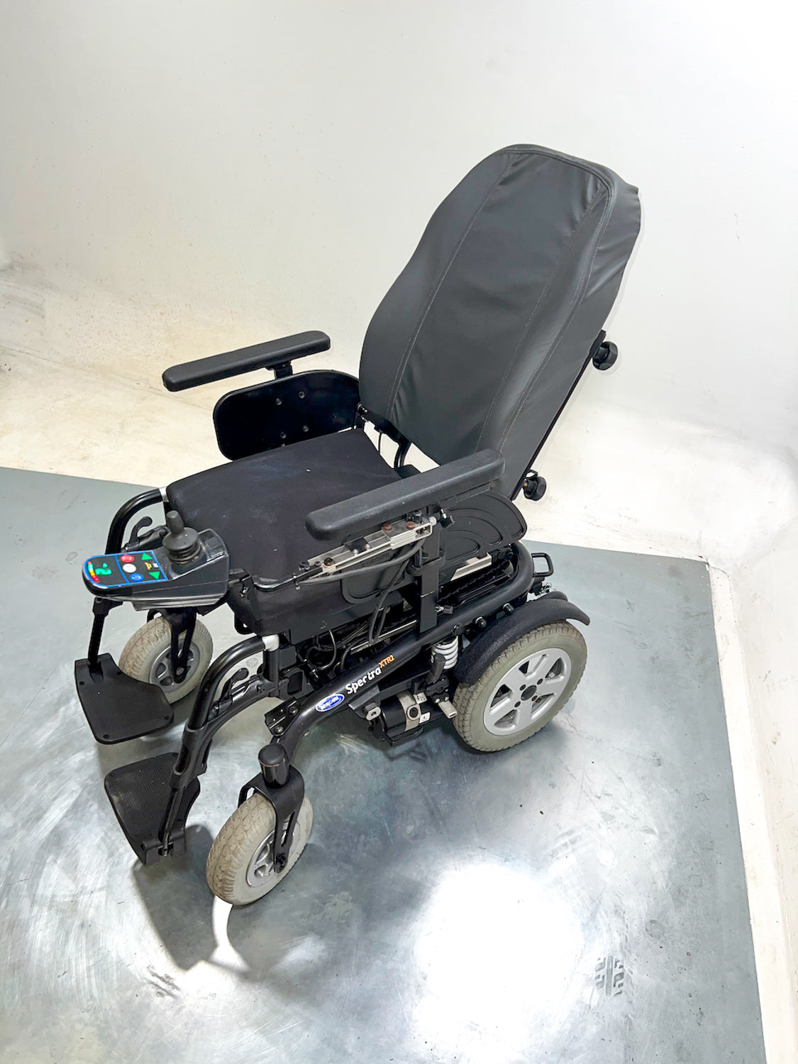Invacare Spectra XTR2 Used Electric Wheelchair Powerchair Powered Rise Tilt Recline
