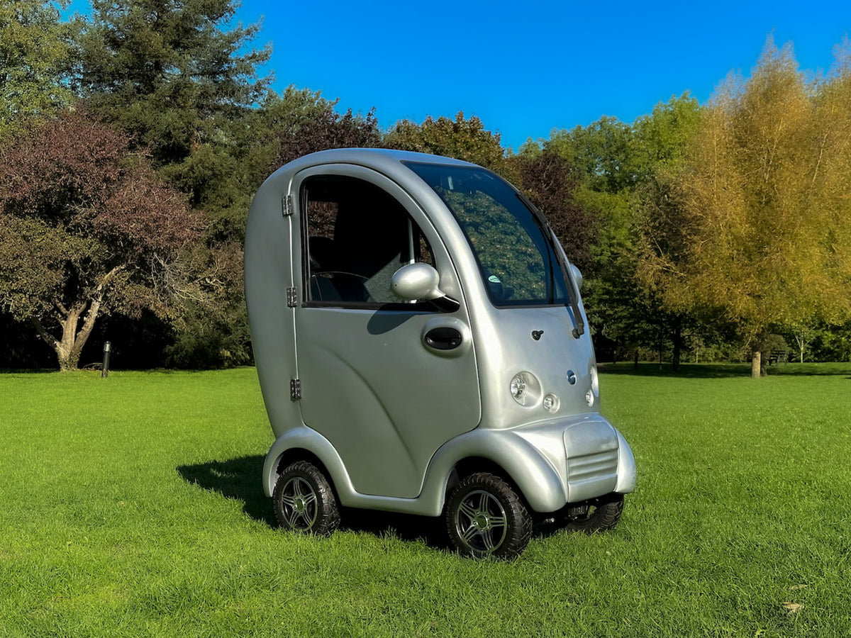 Scooterpac CabinCar MK2 8mph Covered Cabin Car Mobility Scooter Used Road Legal Silver