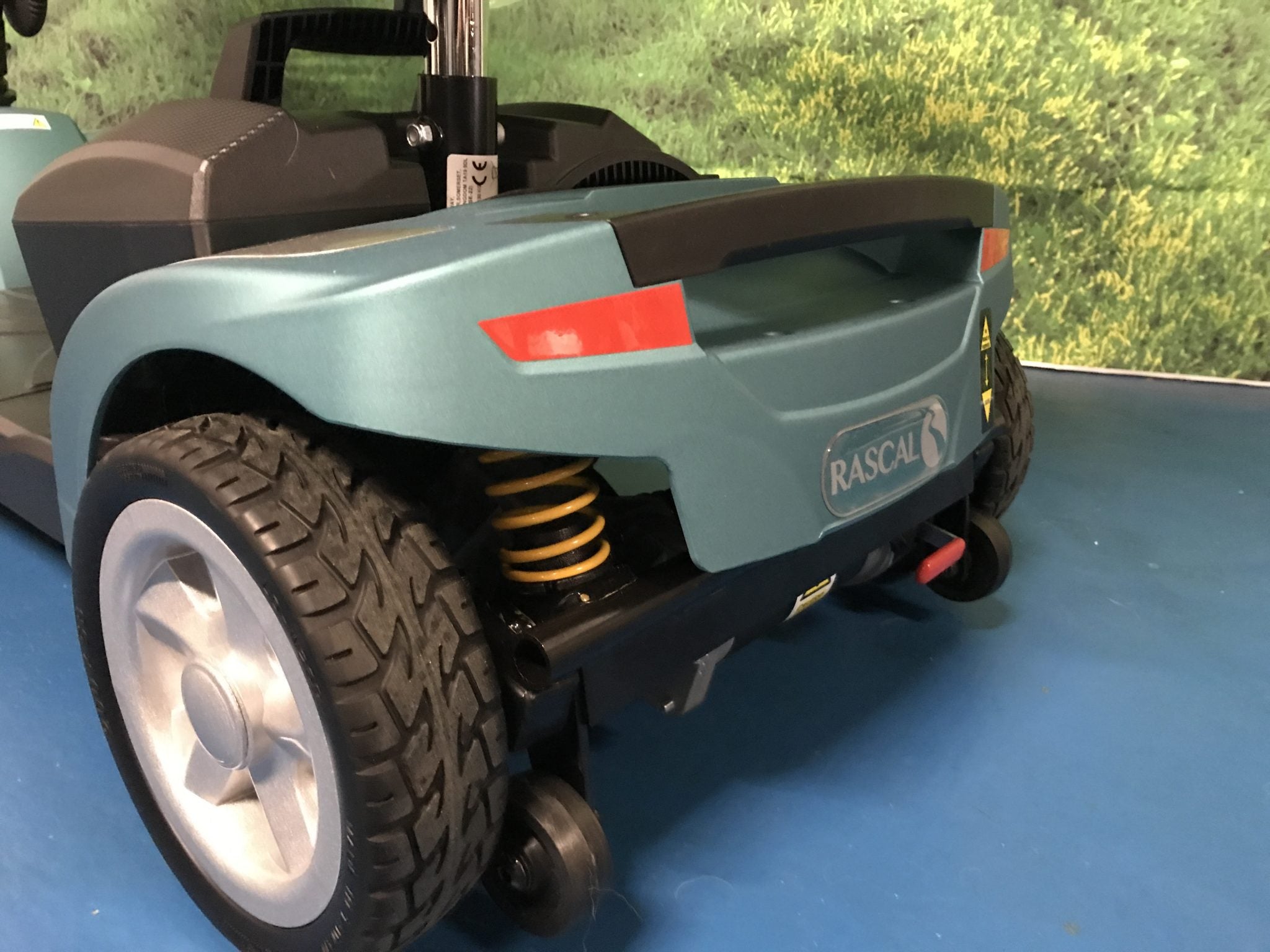 New Rascal Veo Sport from Electric Mobility 4mph Transportable Mobility Scooter