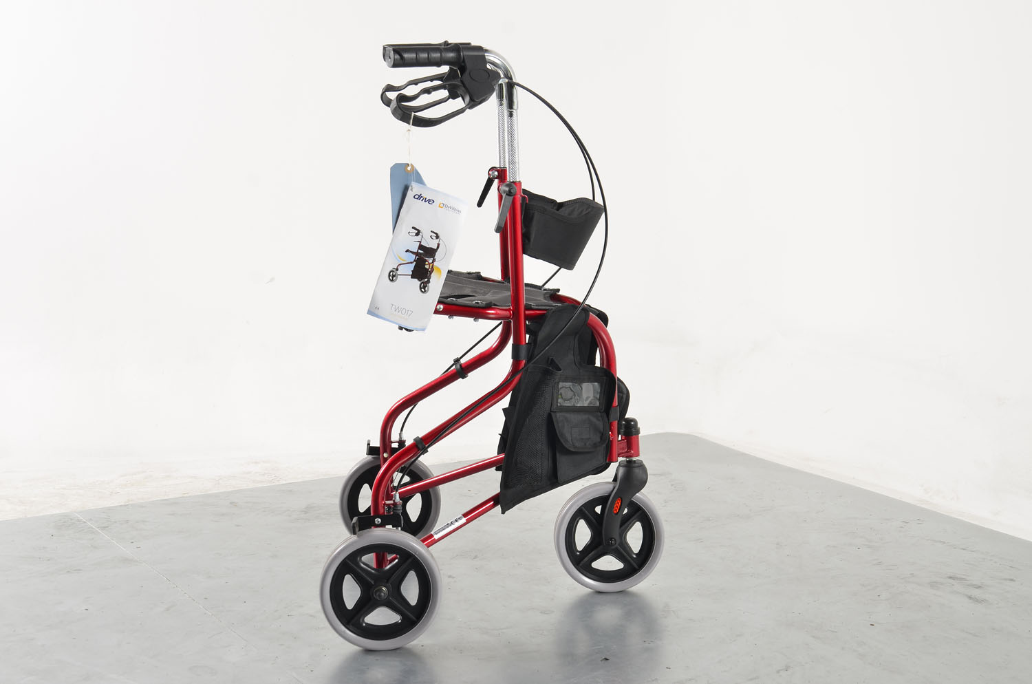 Lightweight Folding 3-Wheel Tri-Walker With Seat. Adjustable Handles. Brakes. Carry bag