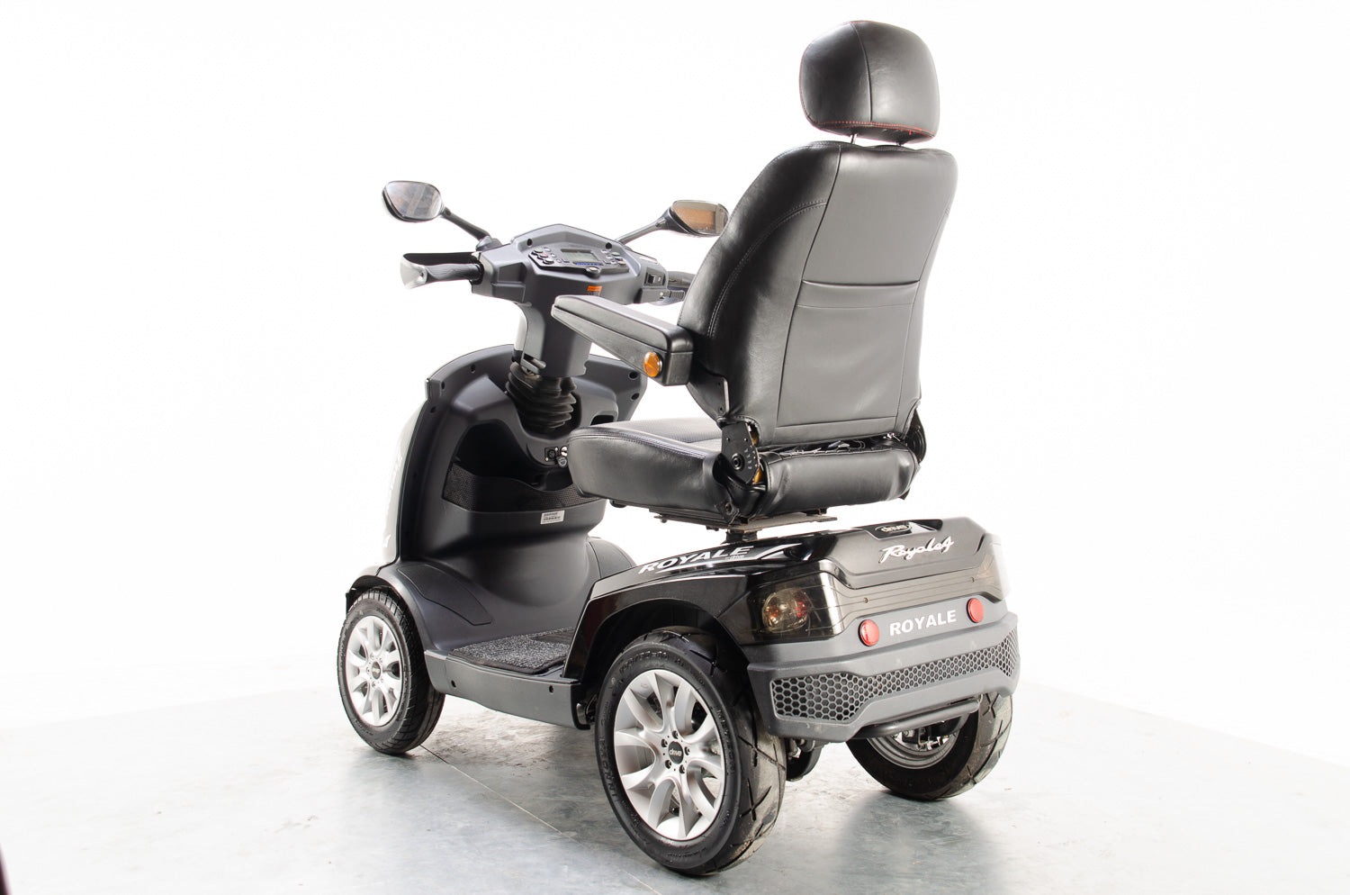 Drive Royale 4 8mph Large Comfort Class 3 Mobility Scooter in Black