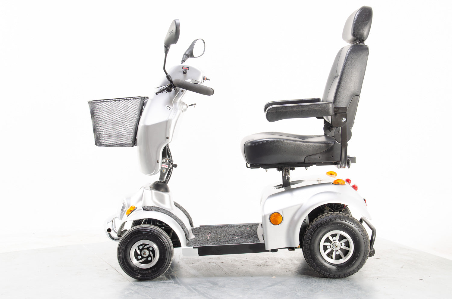 Freerider City Ranger 8 8mph Mid Size Mobility Scooter in Silver