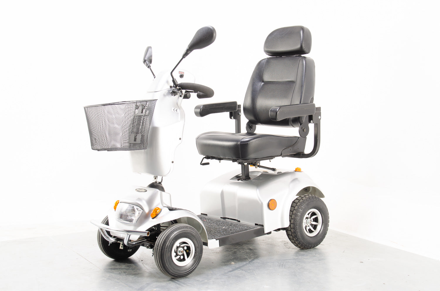 Freerider City Ranger 8 8mph Mid Size Mobility Scooter in Silver