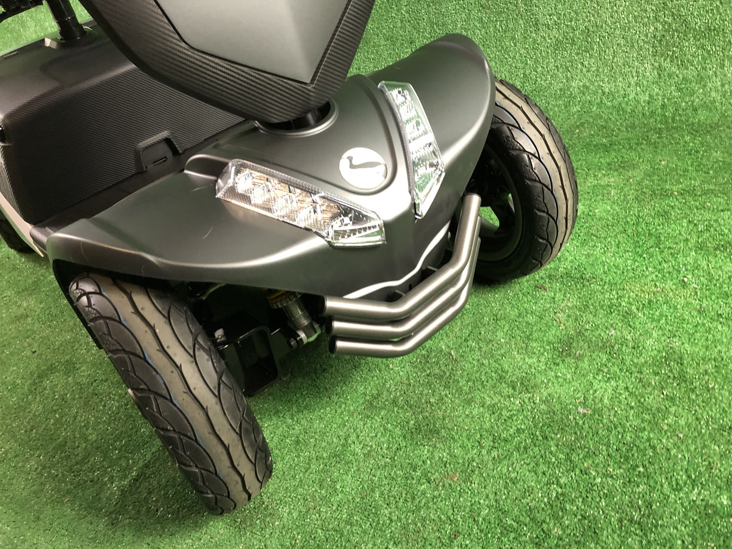 New Rascal Vecta Sport from Electric Mobility 8mph Mid Size Mobility Scooter